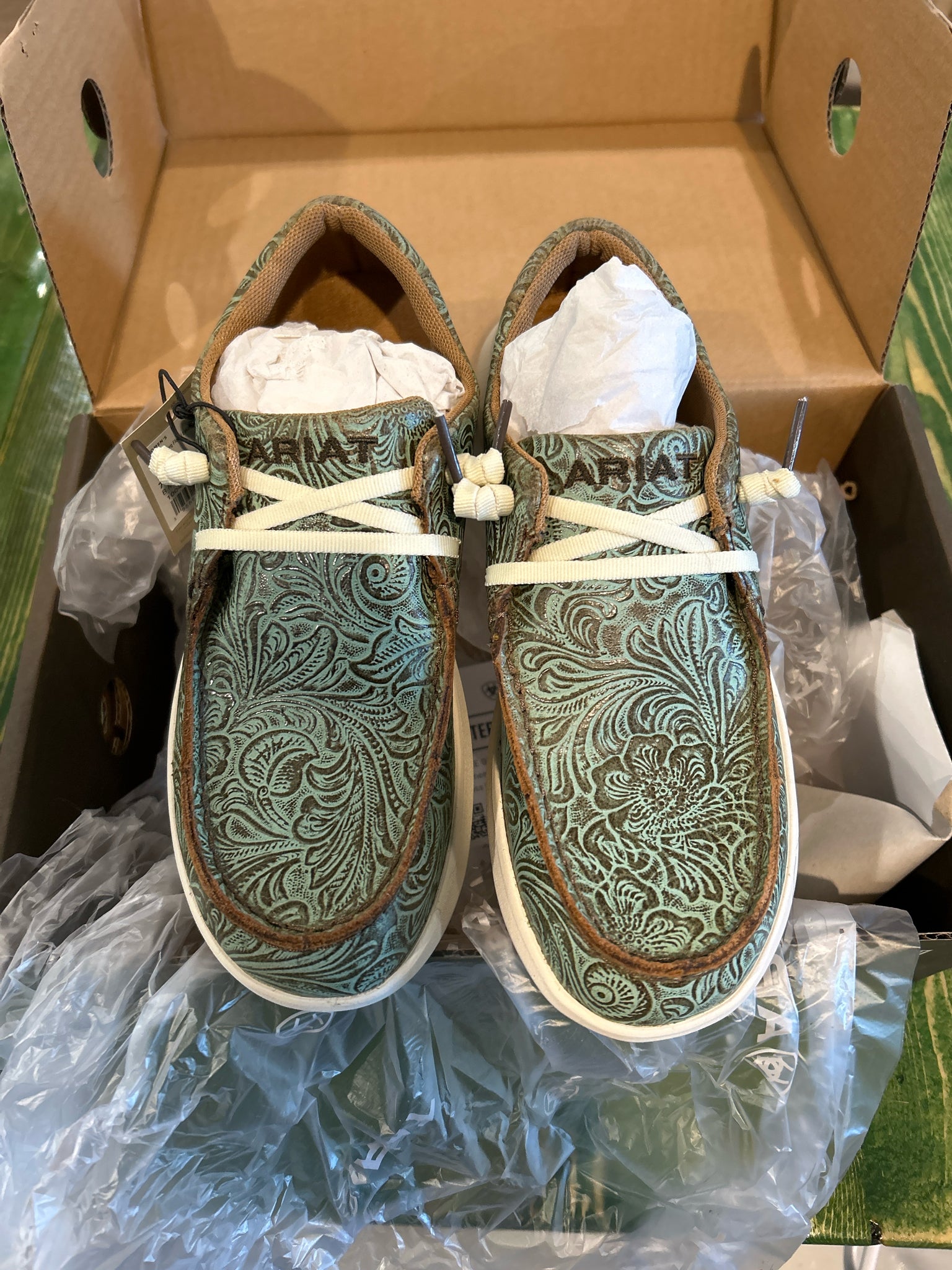 Ariat Size 7.5 Green Shoes