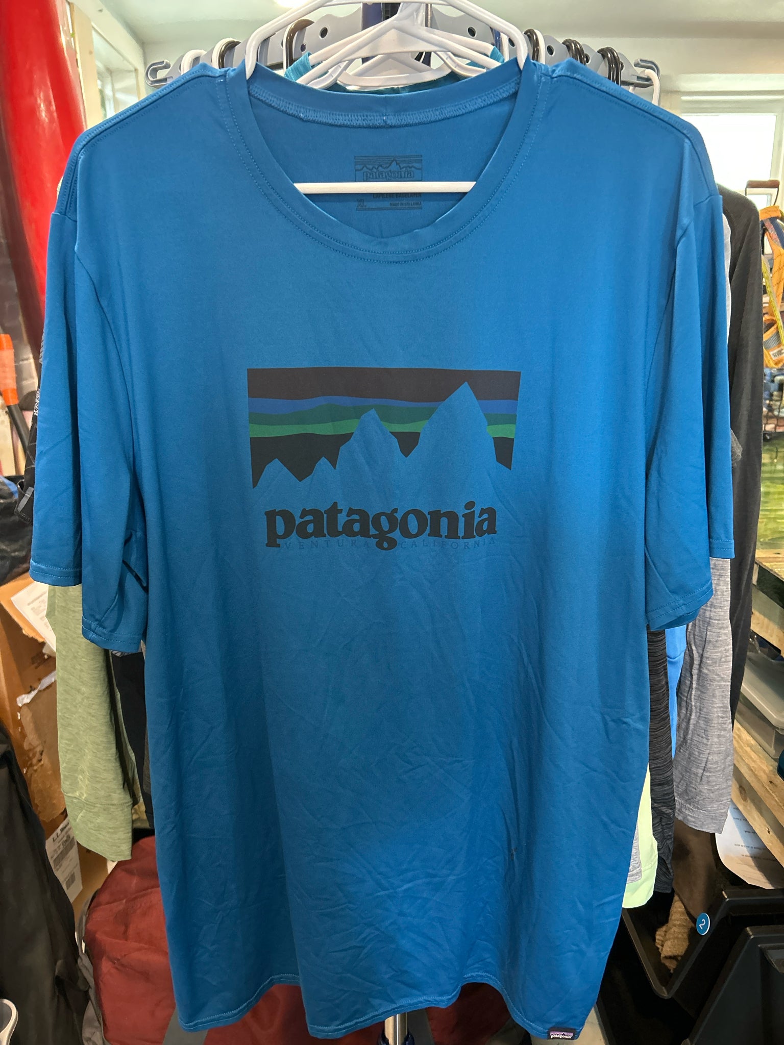 Patagonia Size XL Shirt