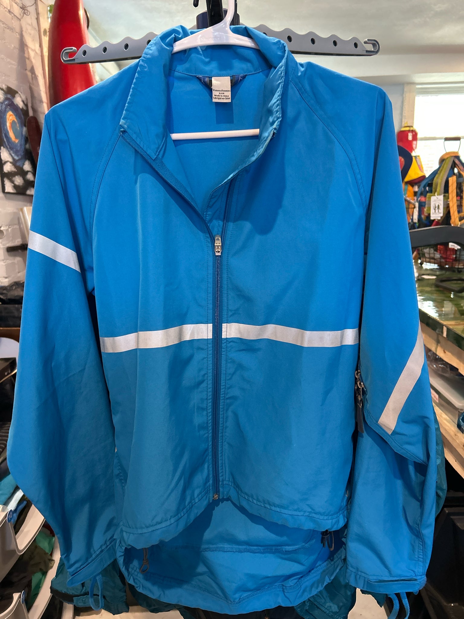 Mountain Equipment Co-Op Cycling Windbreaker Size Small