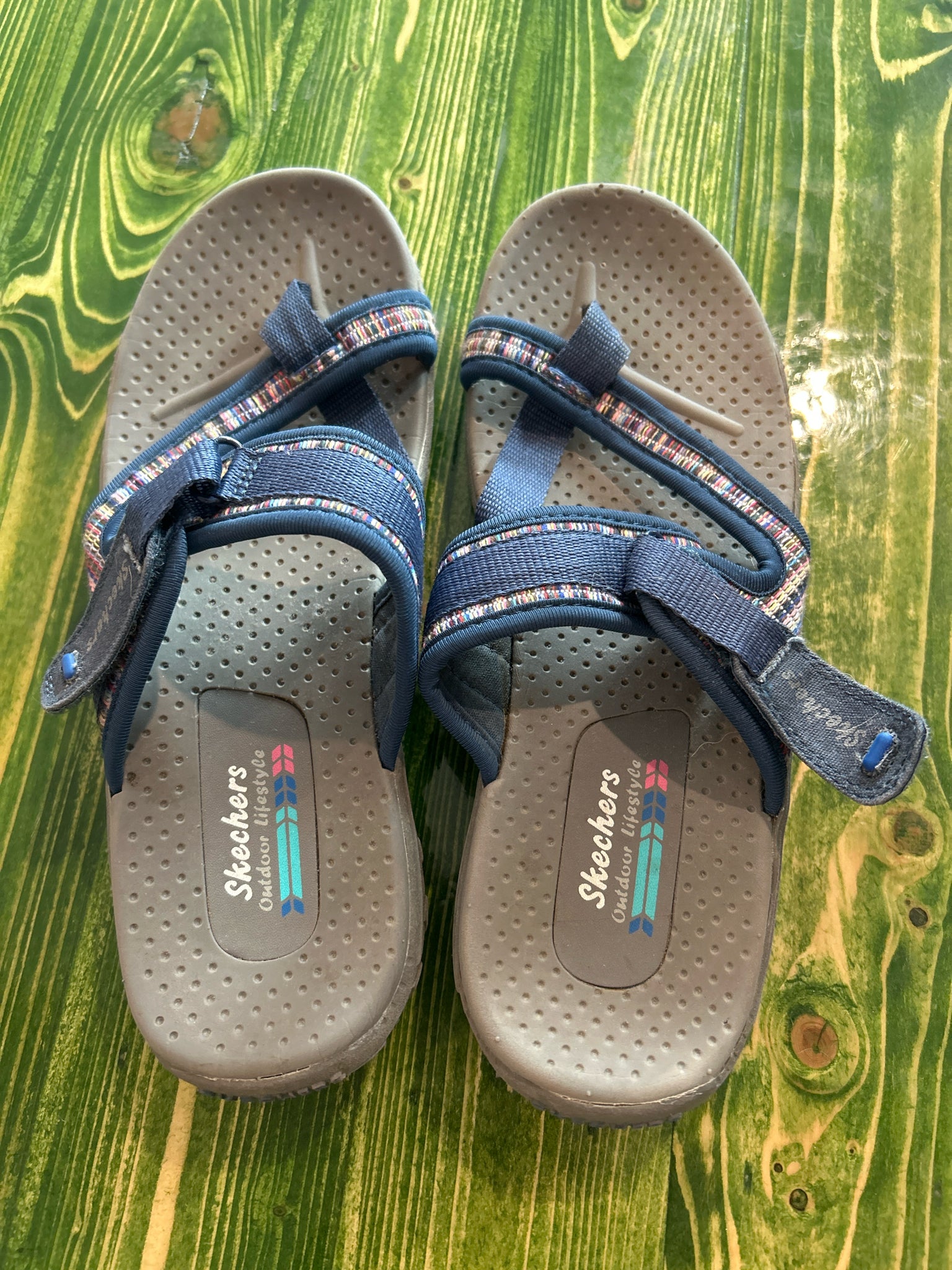 Skechers Reggae Mad Swag Toe Loop Sandals