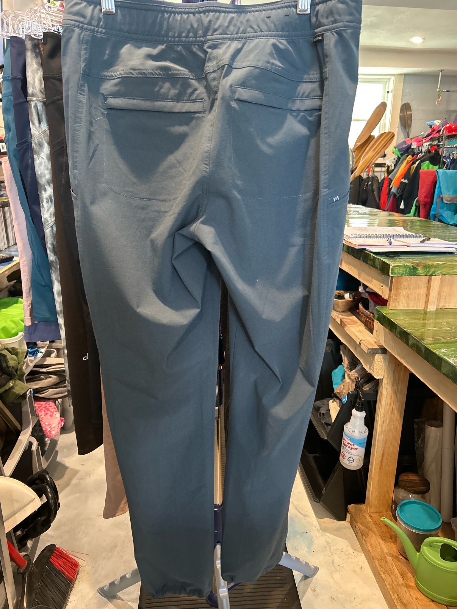 Size M Kuhl Pants