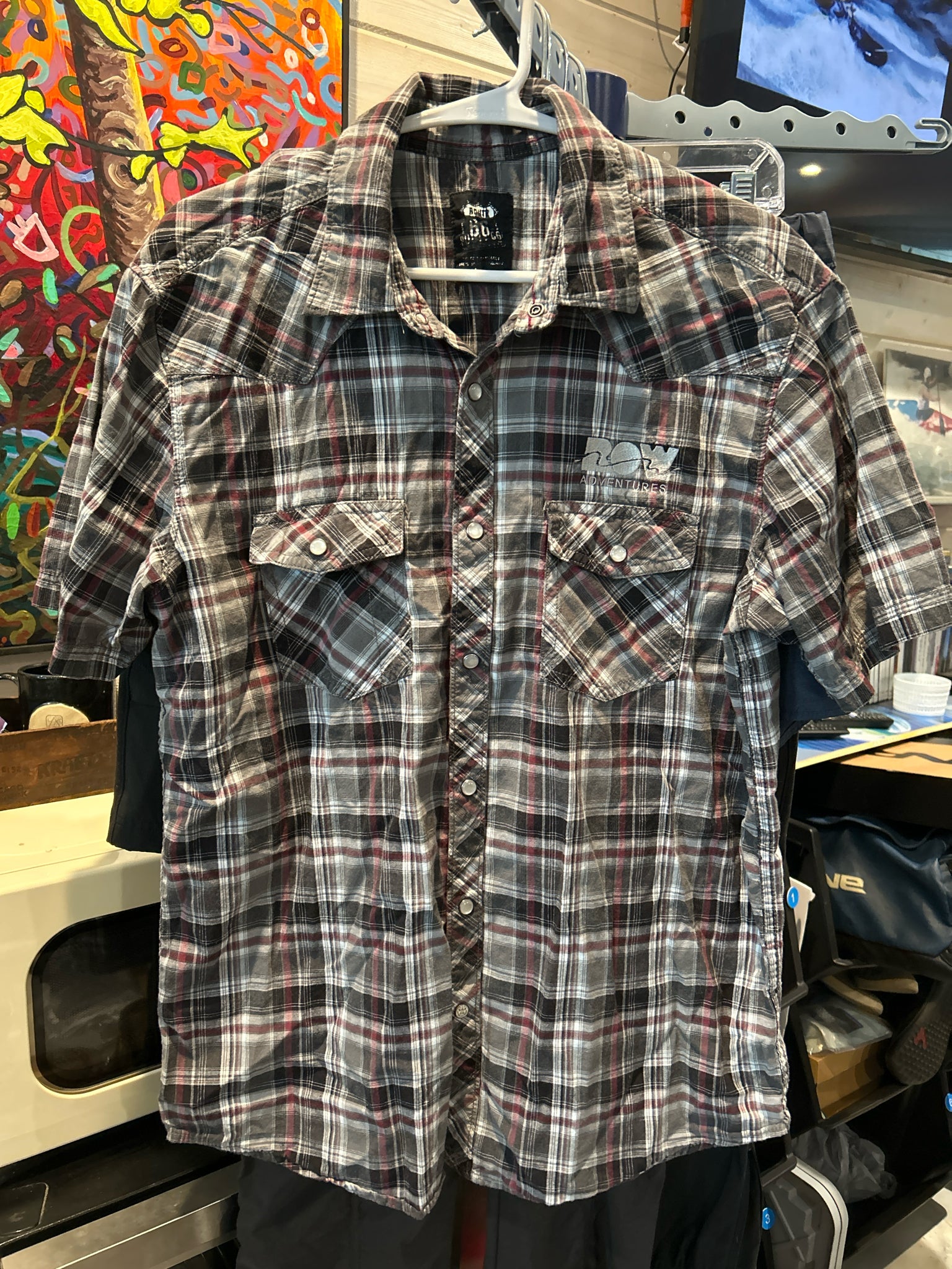 Size L short sleeve