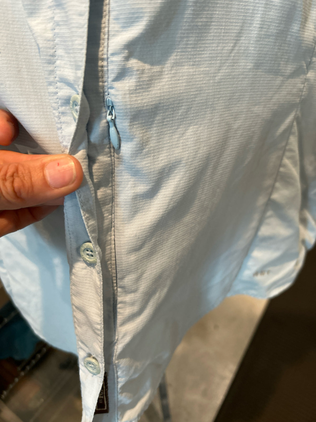 Size L REI Short Sleeve