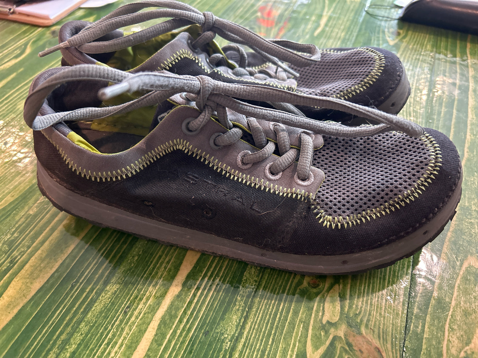 Ascend Size 8 Brewers Water Shoes
