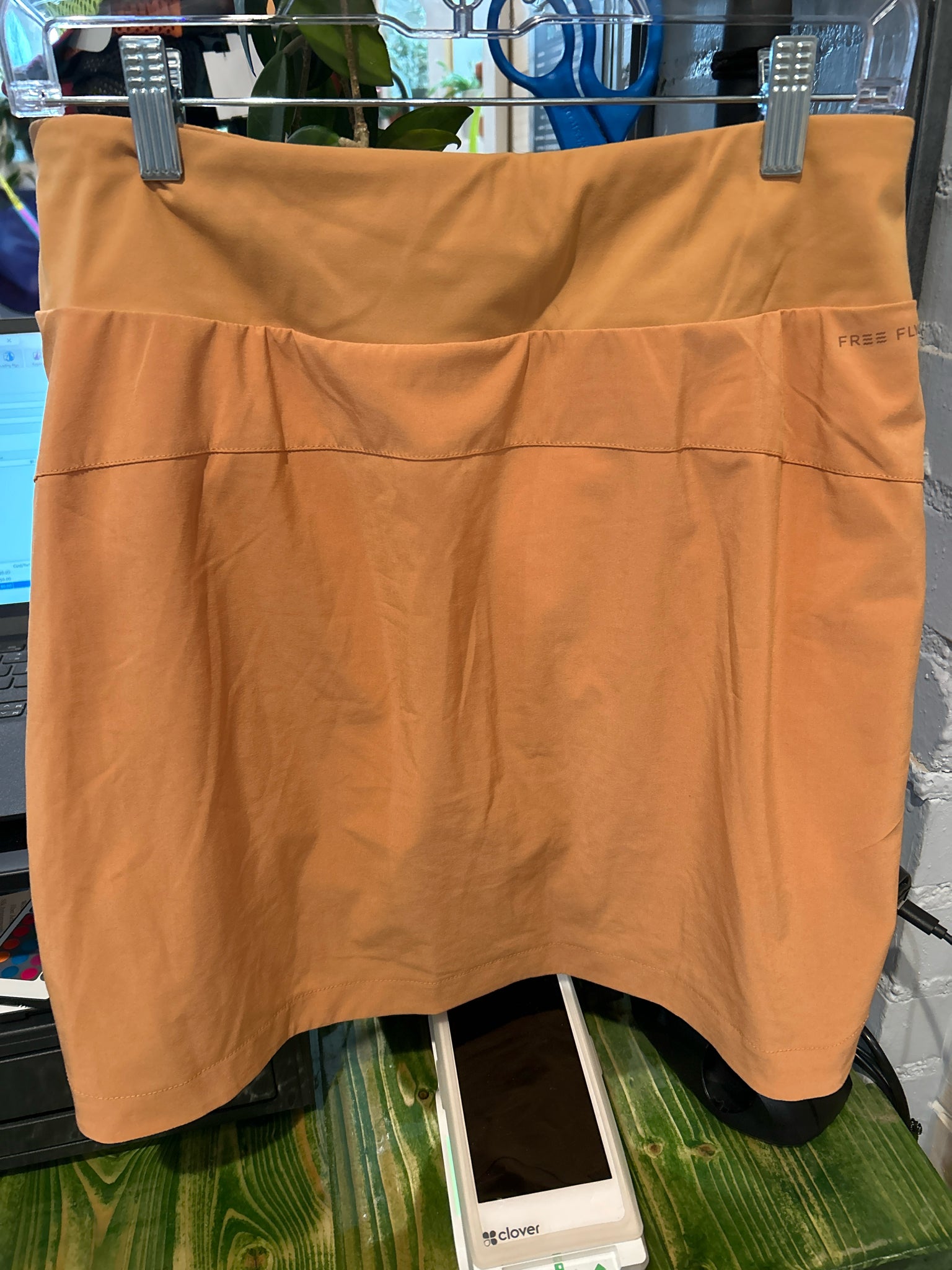 Size M Free Fly Skirt