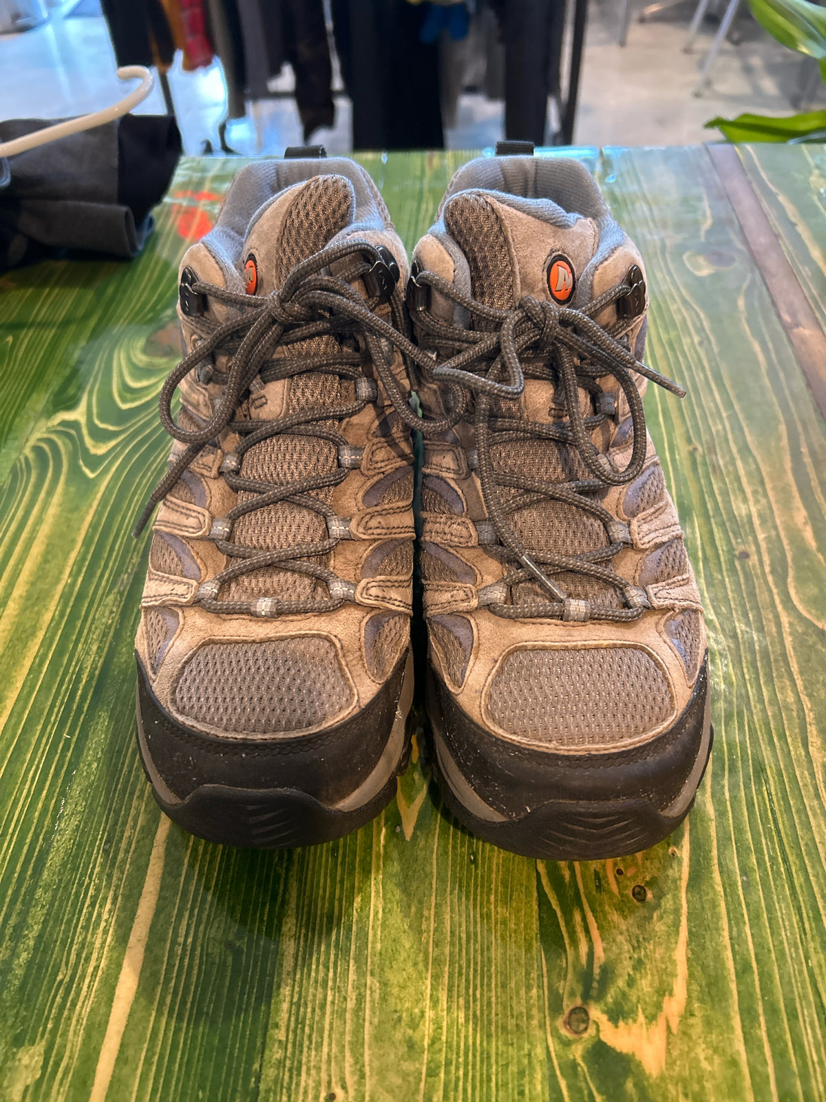 Women's Size 9.5 Merrell Moab 3 Mid Waterproof Hiking Shoe