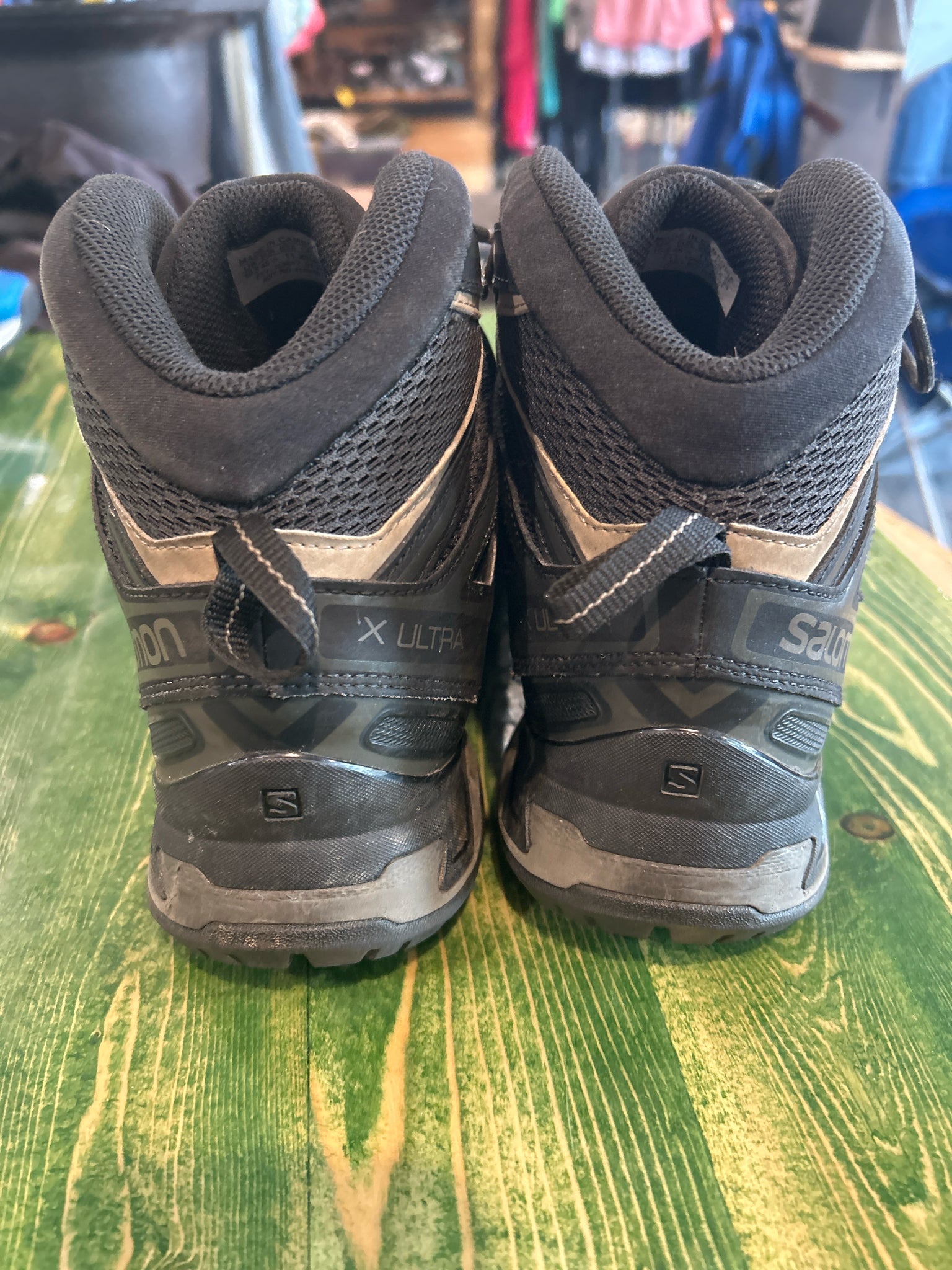 Solomon X Ultra Mid Men Size 11 Hiking Shoes
