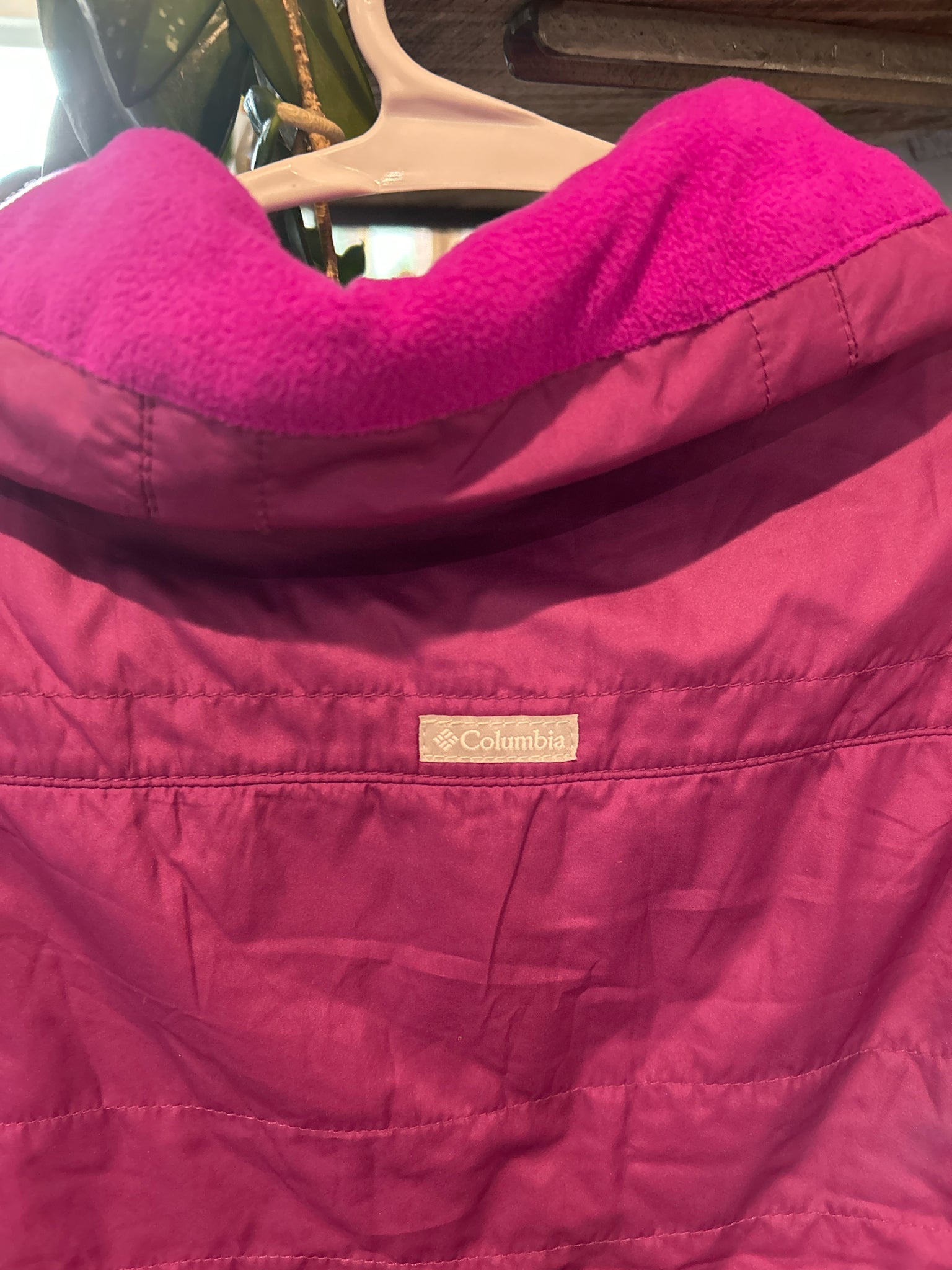 Size M Columbia Vest