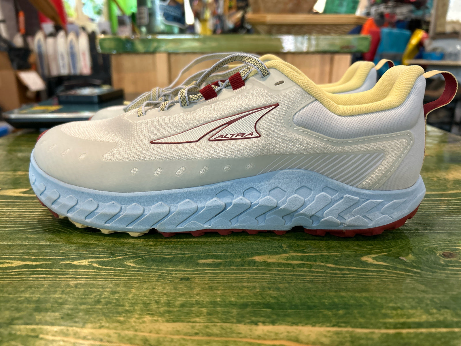 Altra Outroad 2 Running Shoes