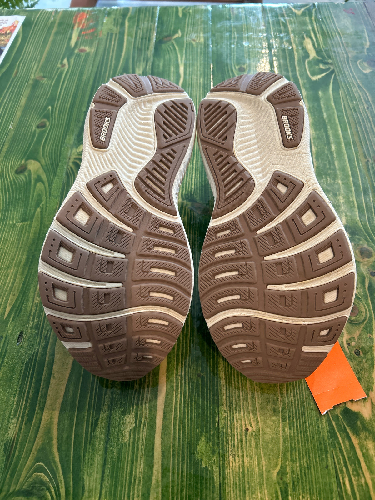 Women's Size 8.5 Brooks Ghost 17 Running Shoes