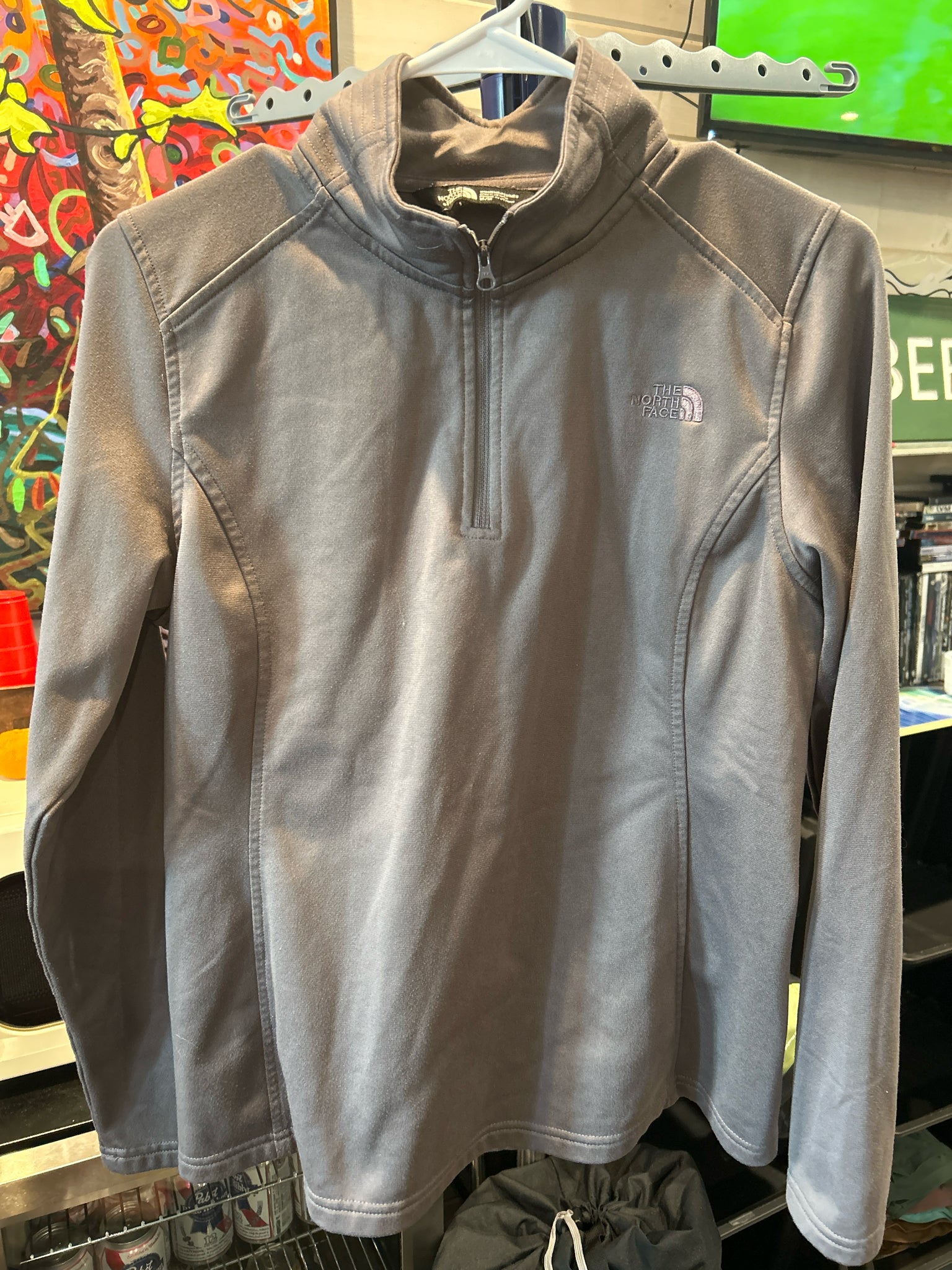 Size M The North Face Long sleeve