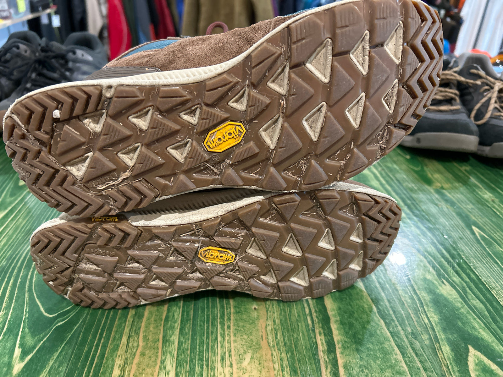 Merrell Size 8.5 brown Shoes