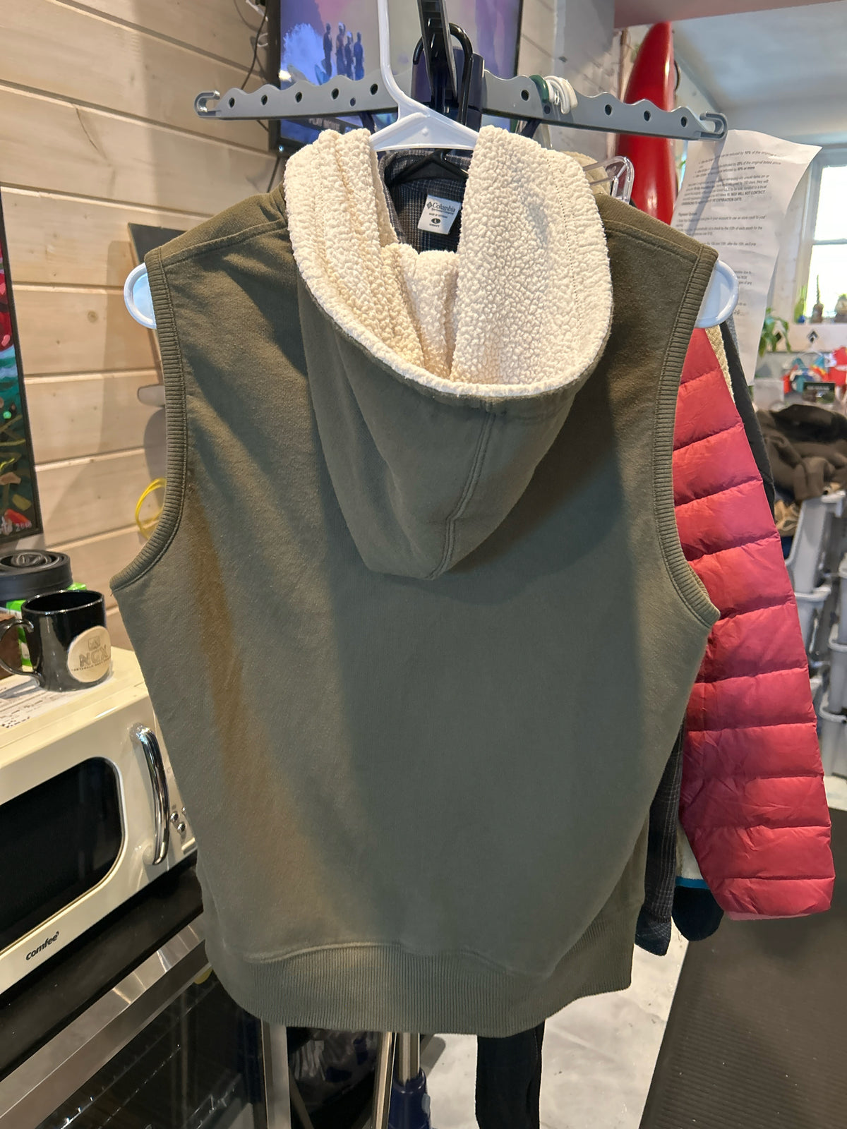 Women's Size Md. Columbia Vest