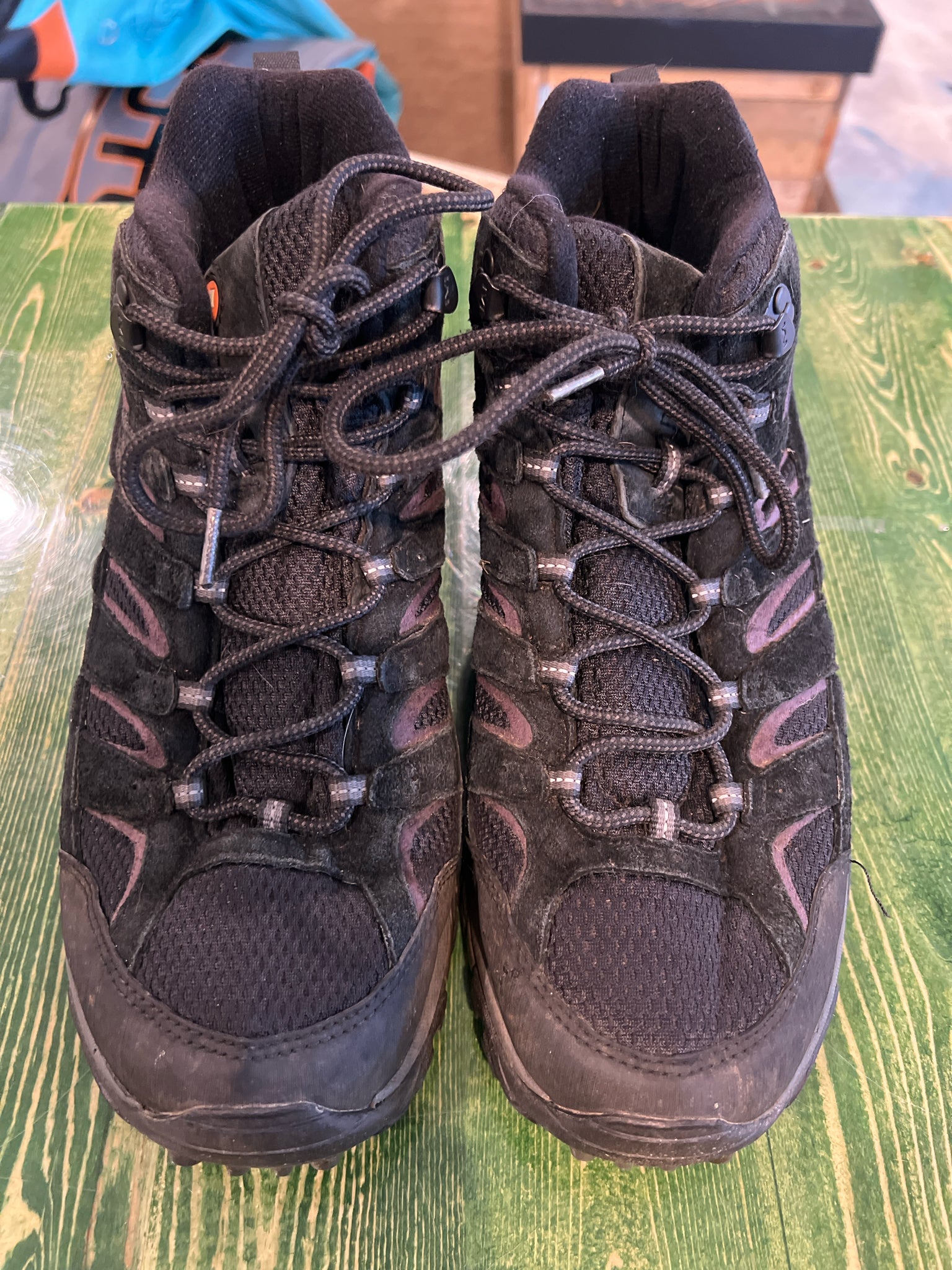 11.5 Merrell hiking shoe
