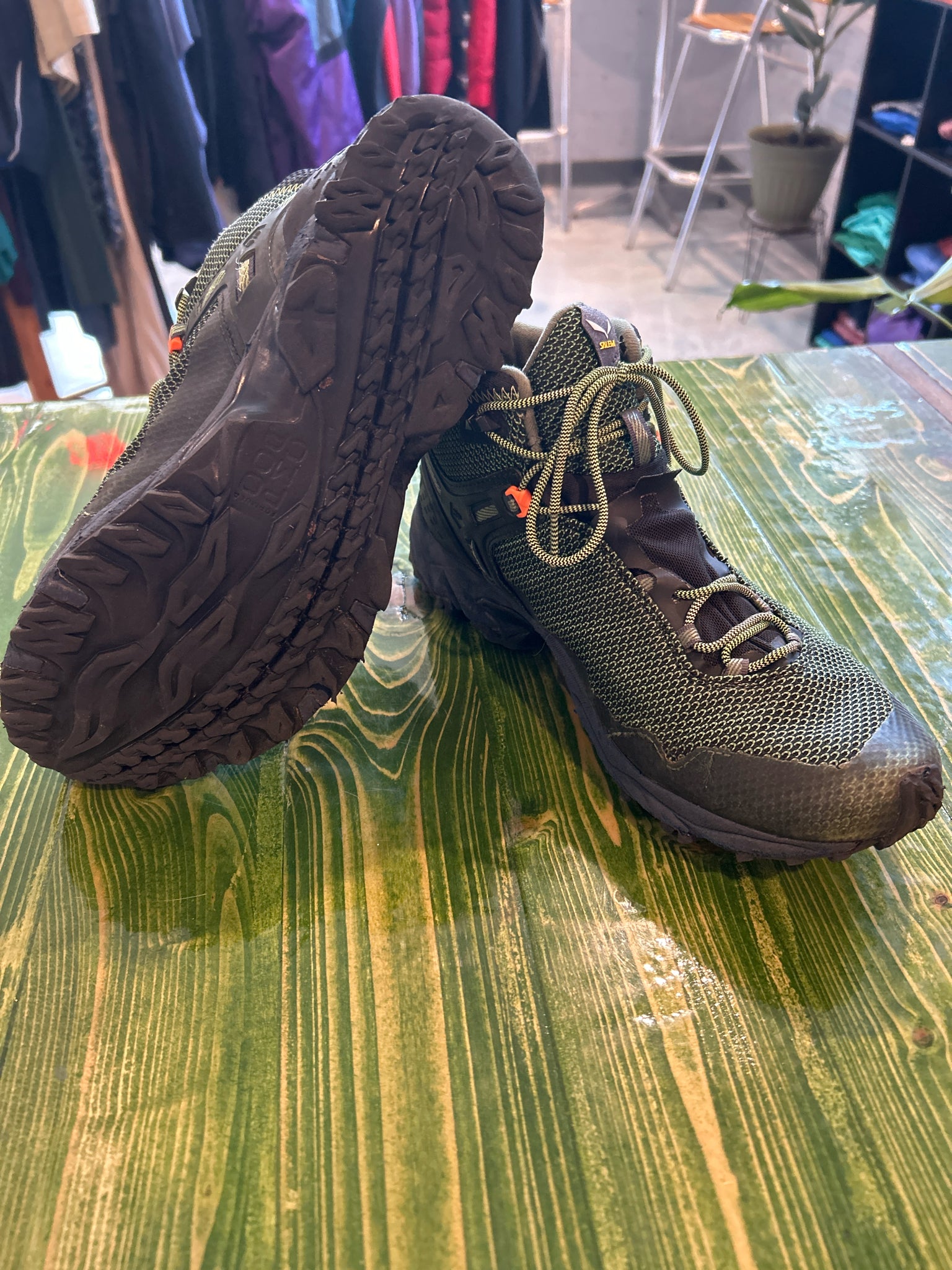 9 Salewa hiking shoe