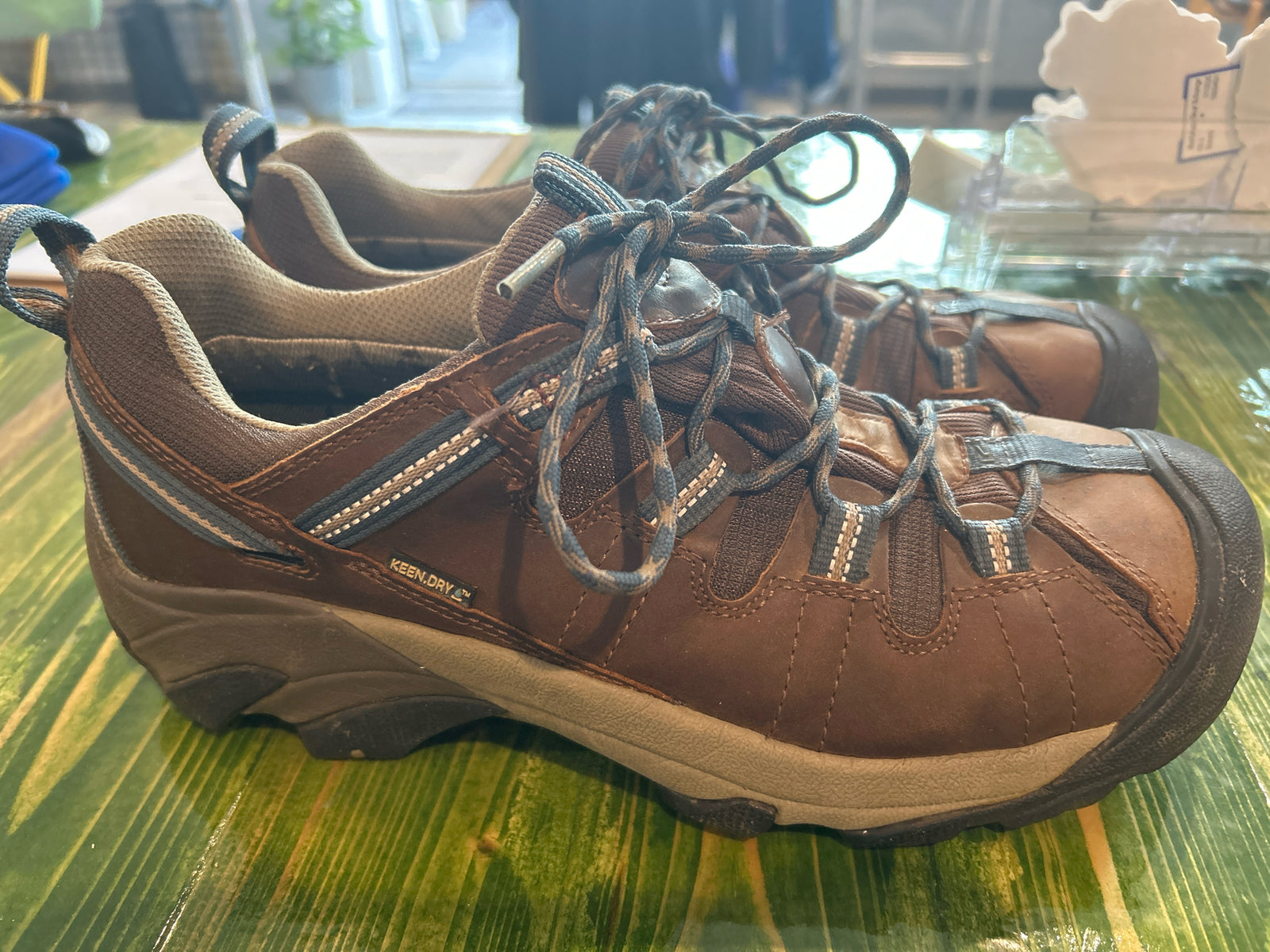 Keen Targhee 2 Womens Size 10.5 brown Shoes