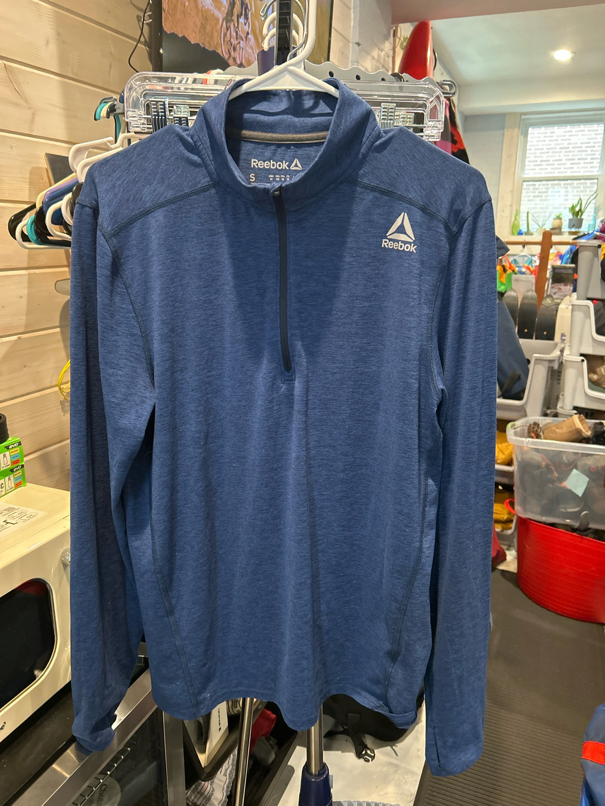 Men's Size Small Reebok Quarter Zip Active Pullover