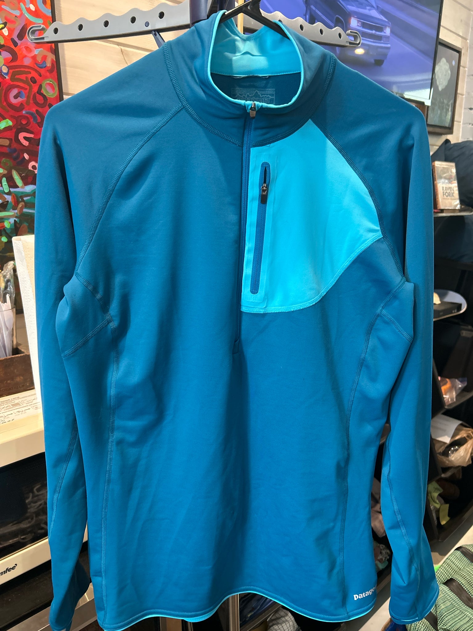 Size L Patagonia Long Sleeve Shirt