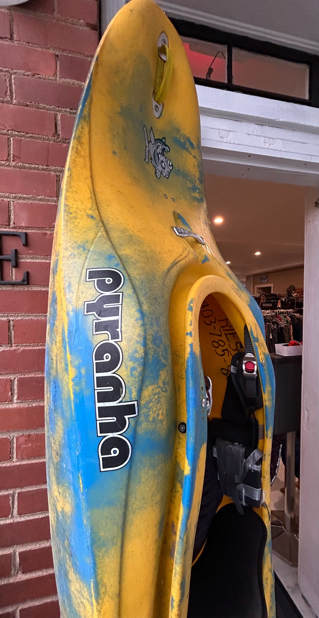 Pyranha Small i:3  kayak