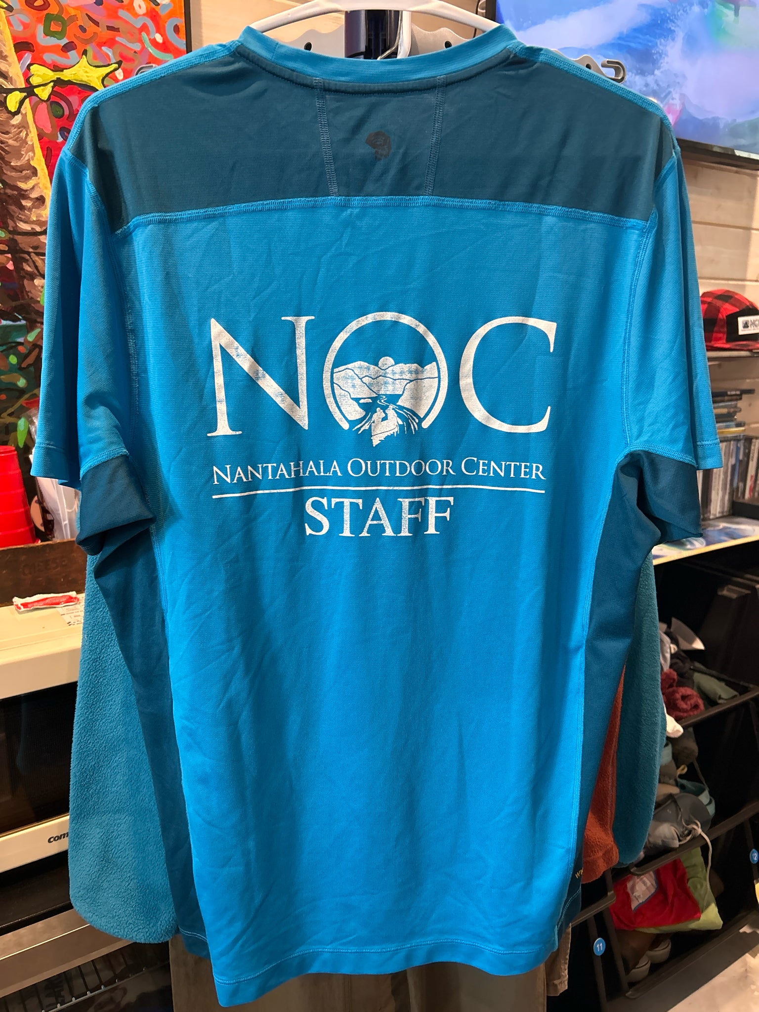 Size L Mountain Hardwear NOC Short Sleeve Shirt