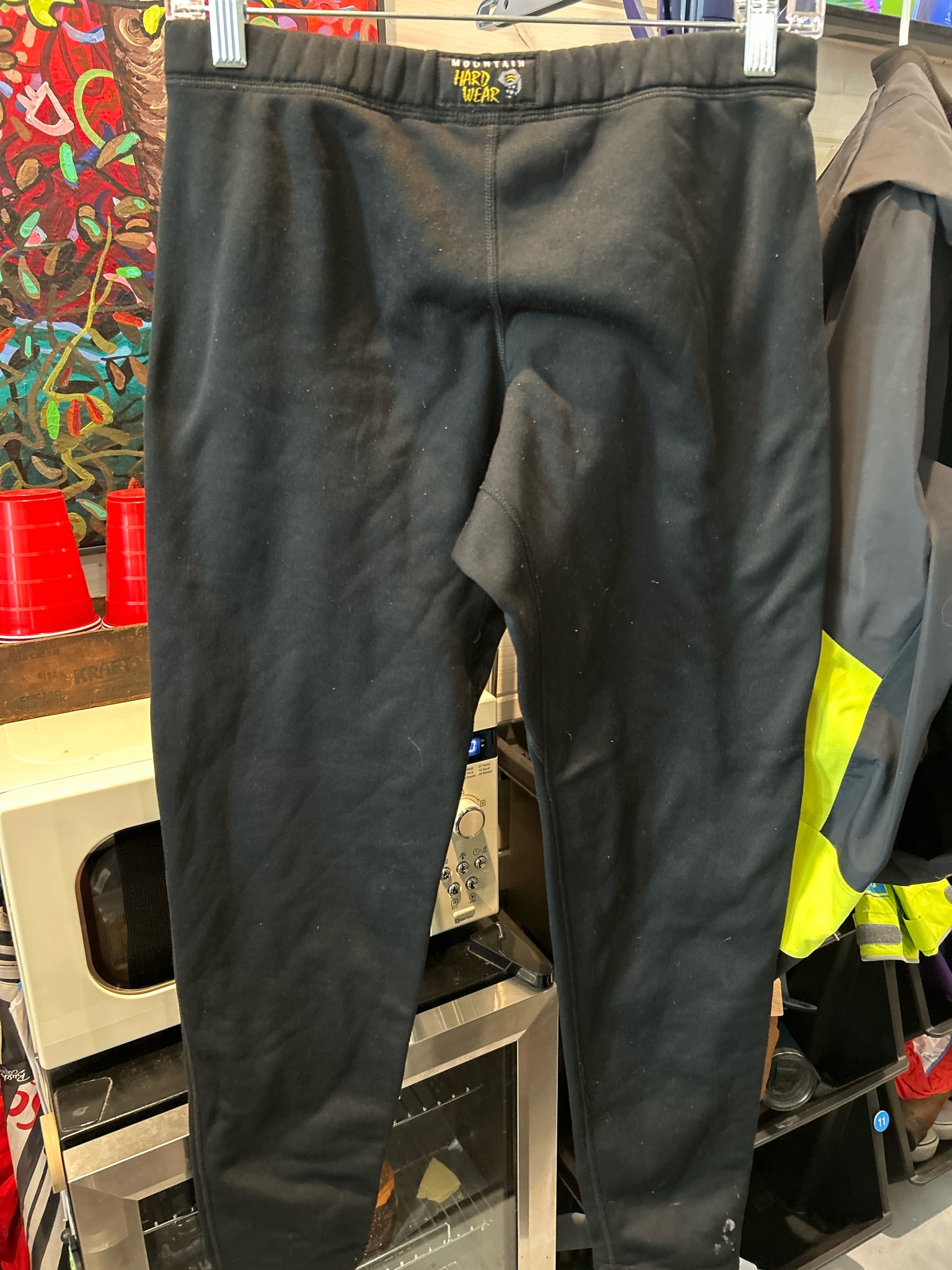 Size M Mountain Hardwear Pants