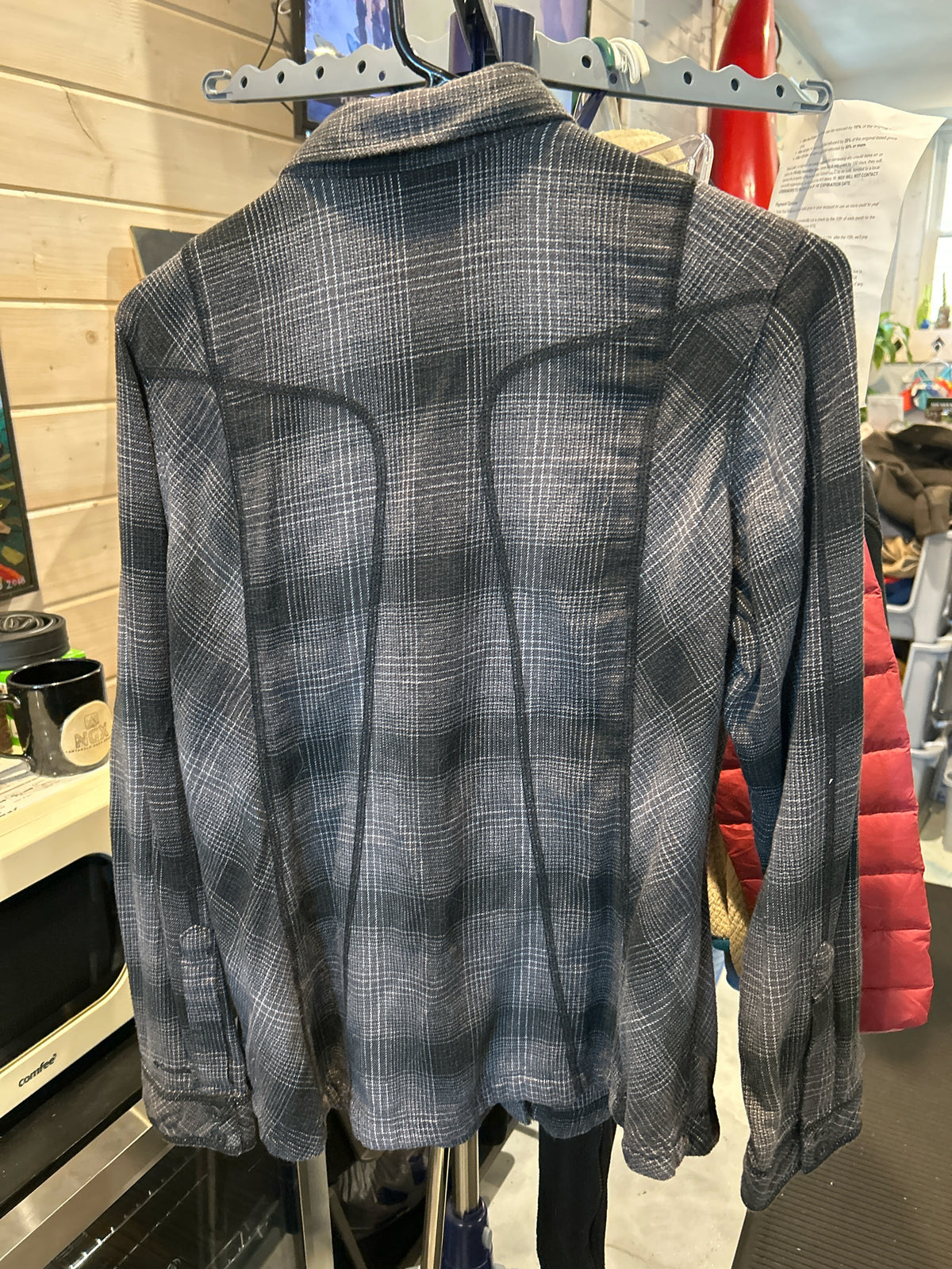 Women's Size Lg. Columbia Long Sleeve Flannel Shirt