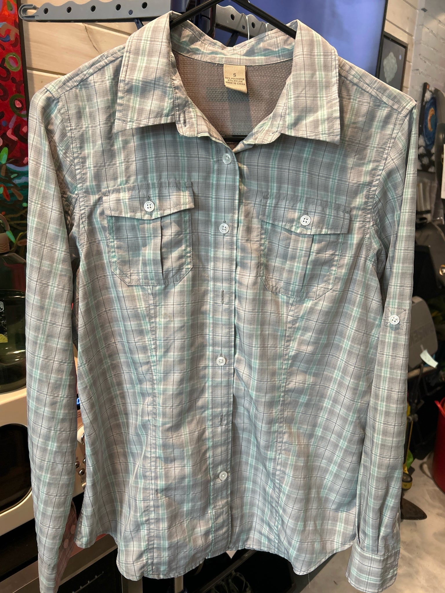Size S Duluth Trading Co Long sleeve