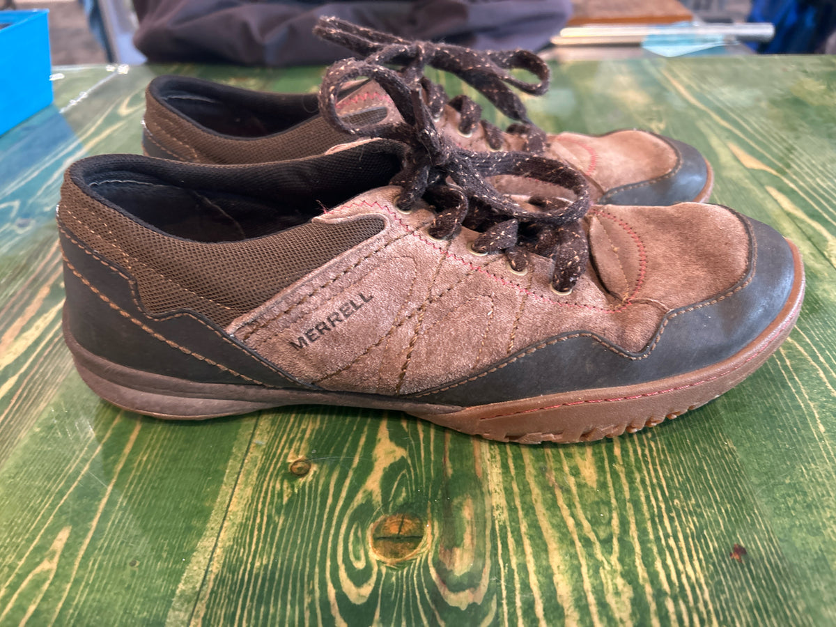 Merrell Womens Size 8.5 Albany Trail Walking Shoes