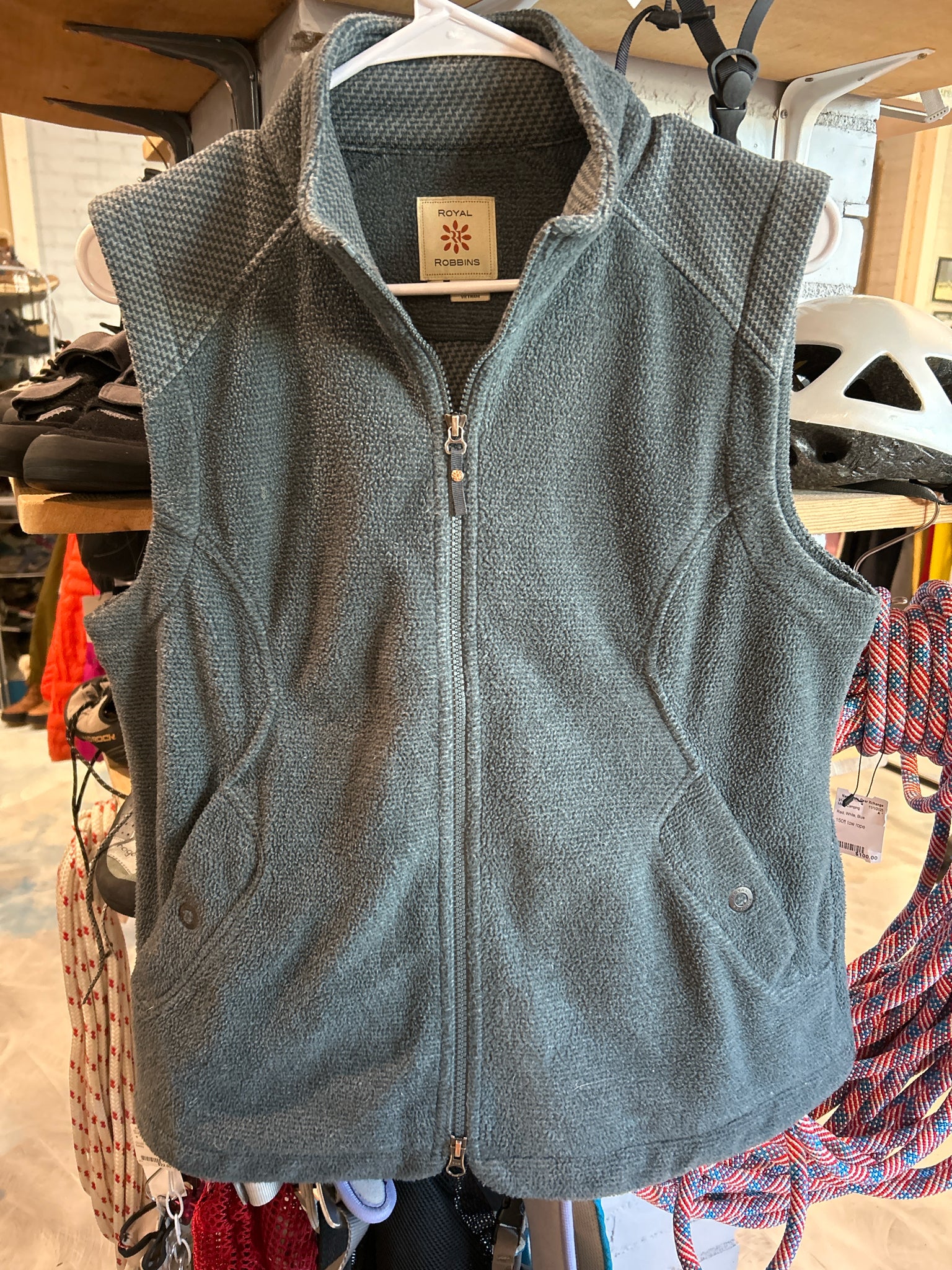 Size XL Royal Robbins Vest