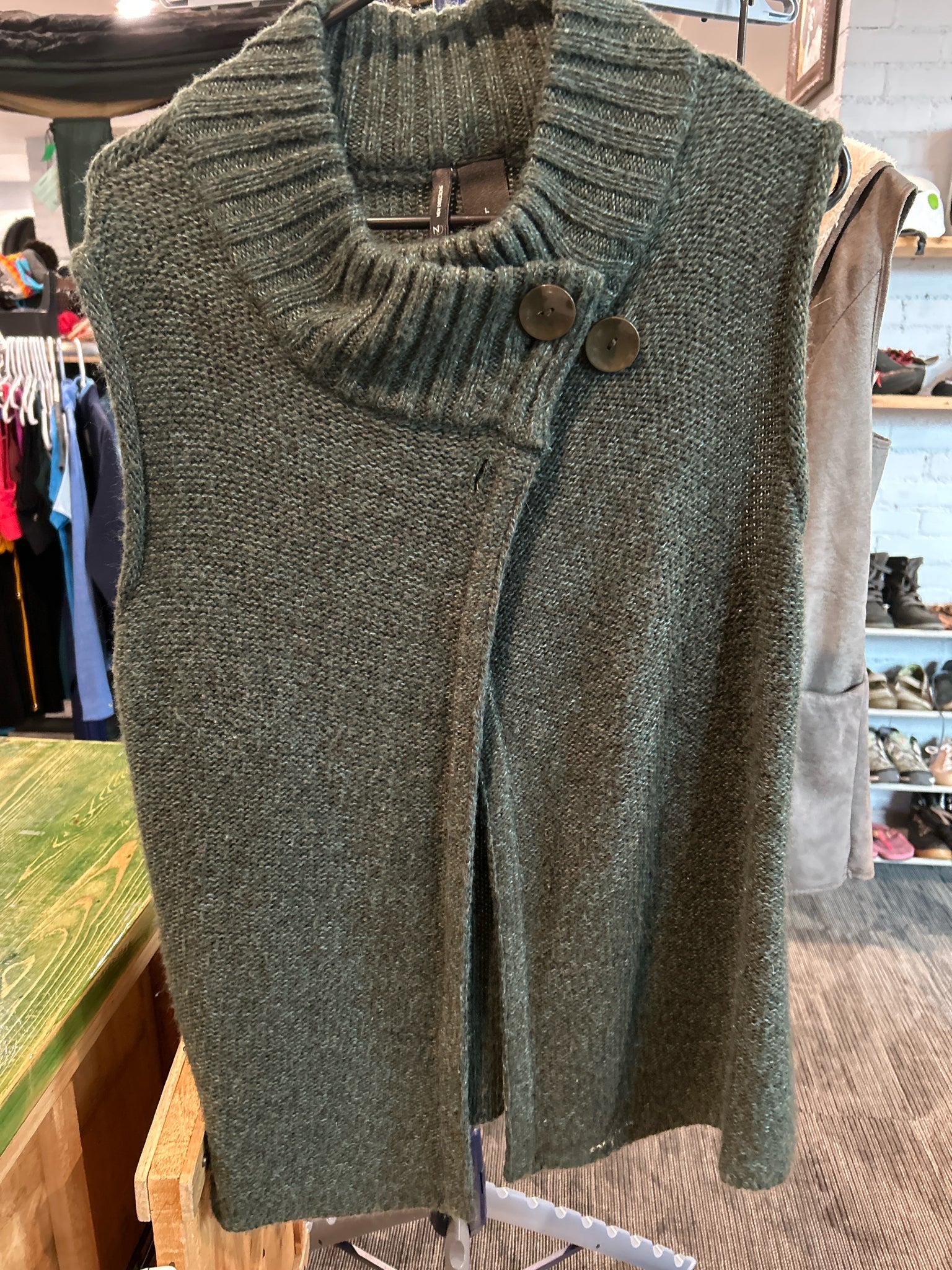 Size L New Directions Sweater