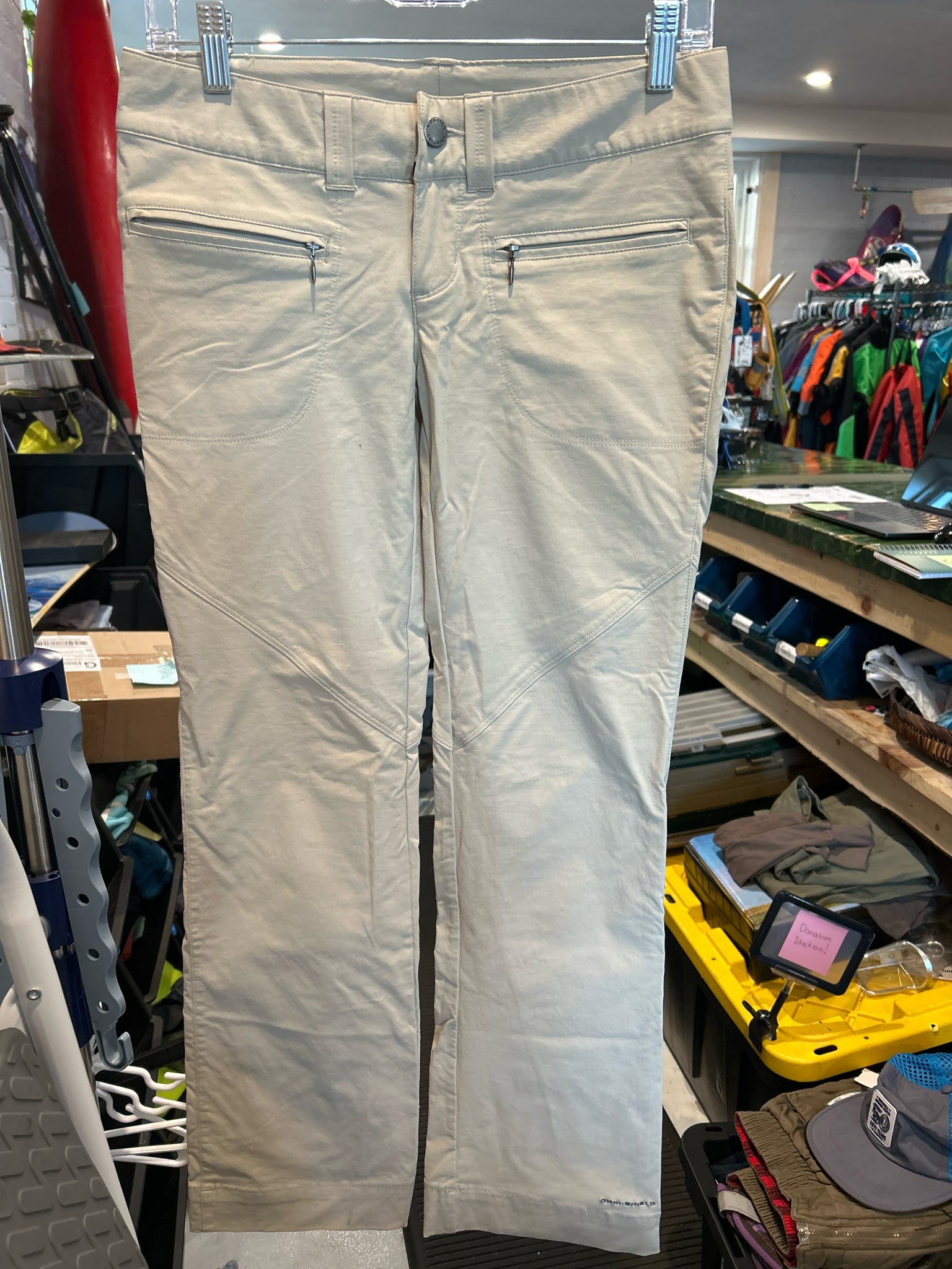 Size 2 Columbia Omni-Shield Hiking Pants