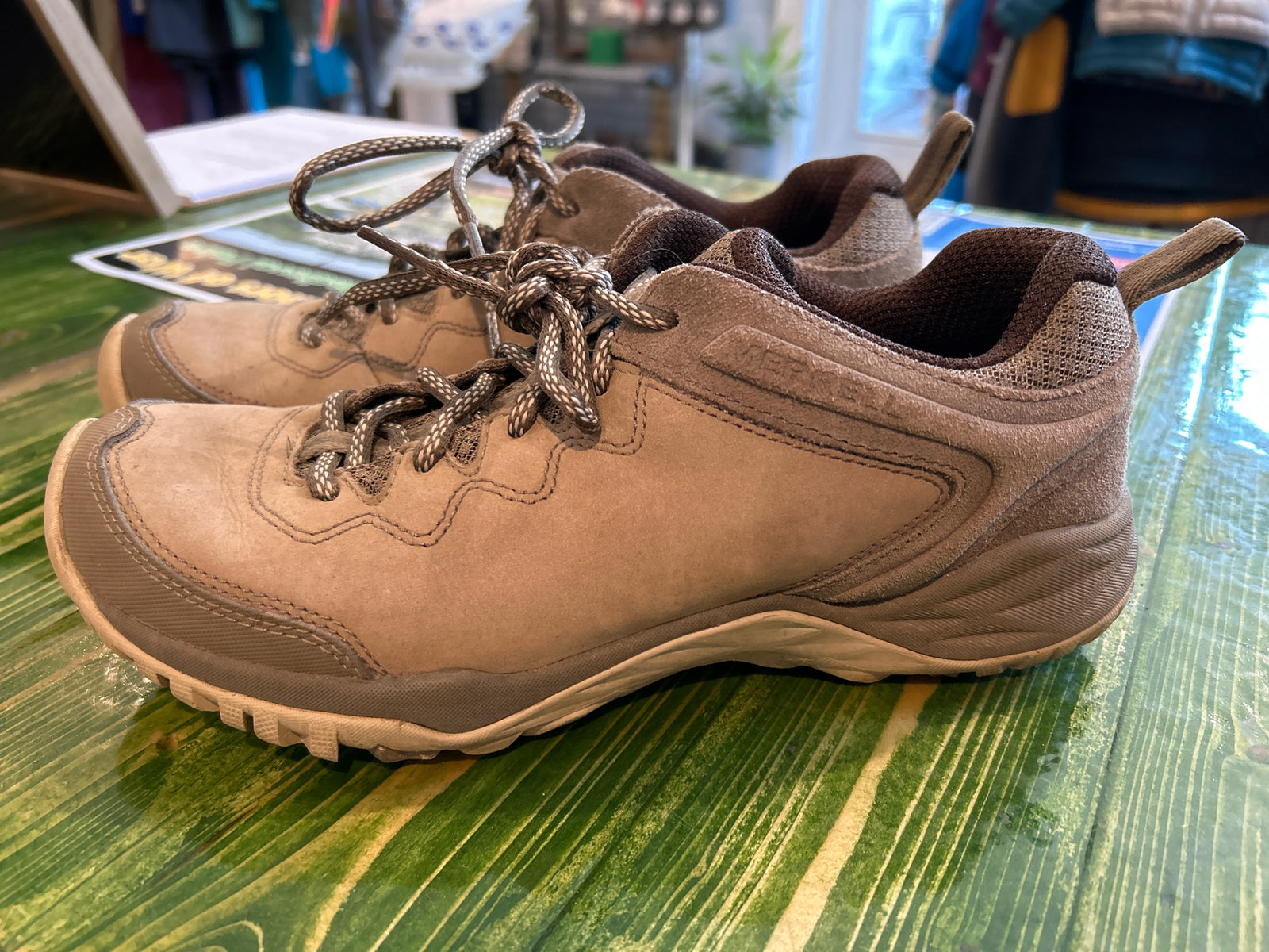 Merrell Size 9.5 brown Shoes