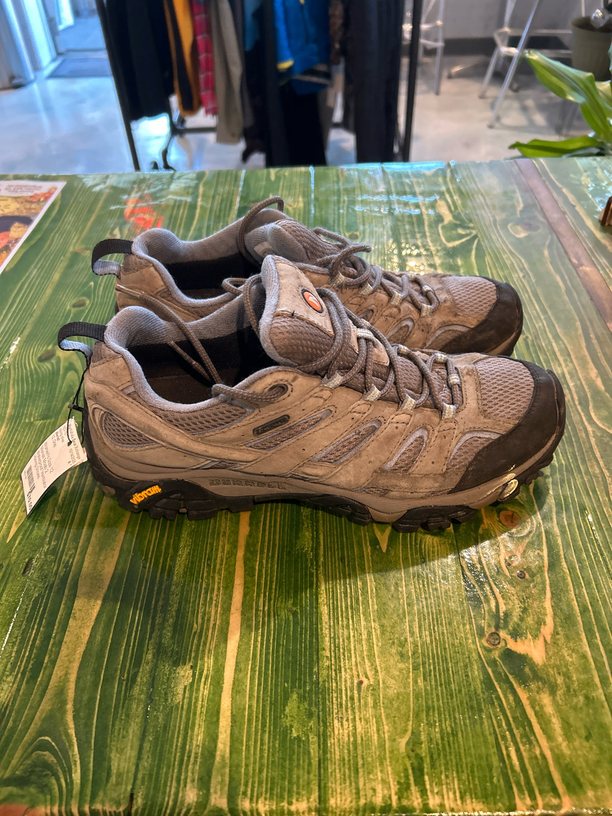 Women's Size 12 Merrell Moab 2 Waterproof Ventilator Hiking Shoes