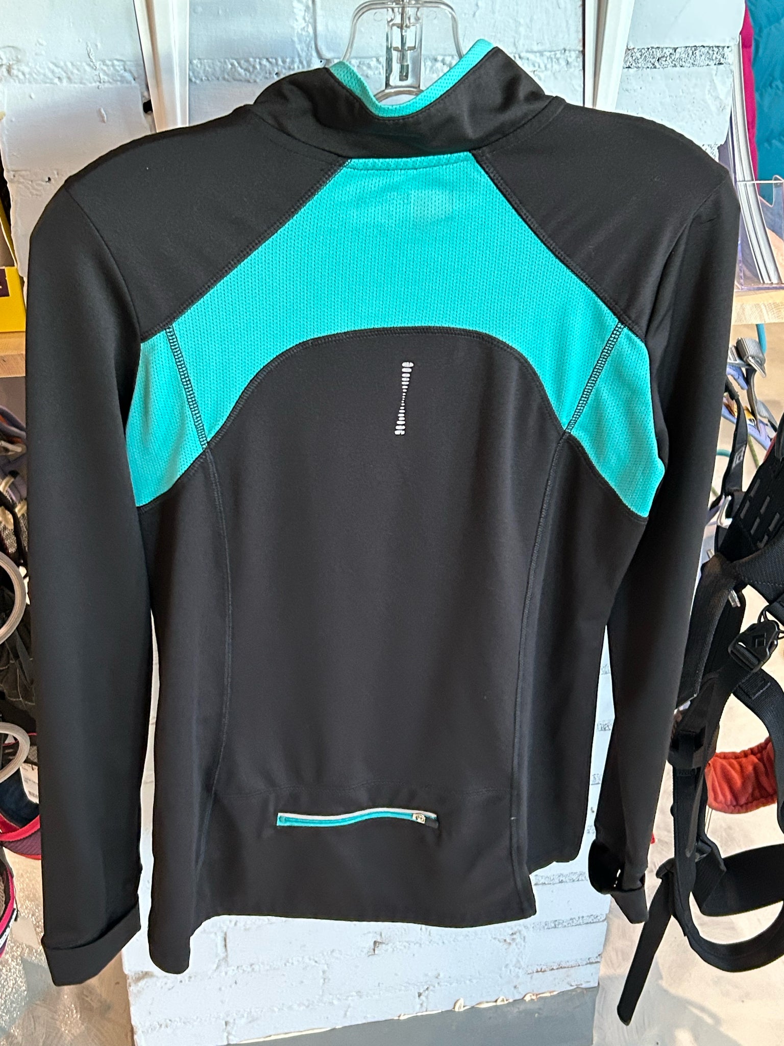 RBX active quarter zip long sleeve size S