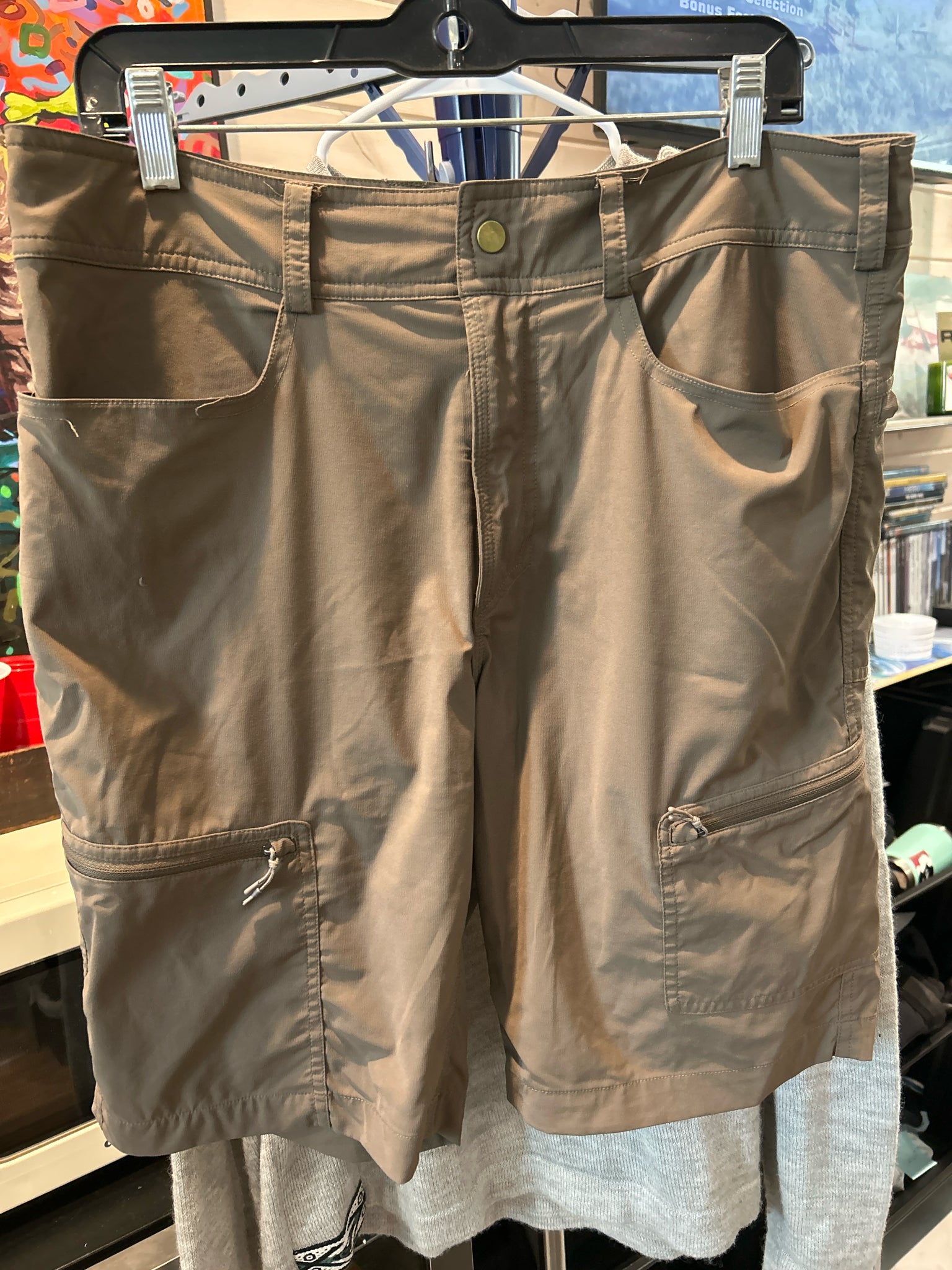 Size 32 NRS Shorts