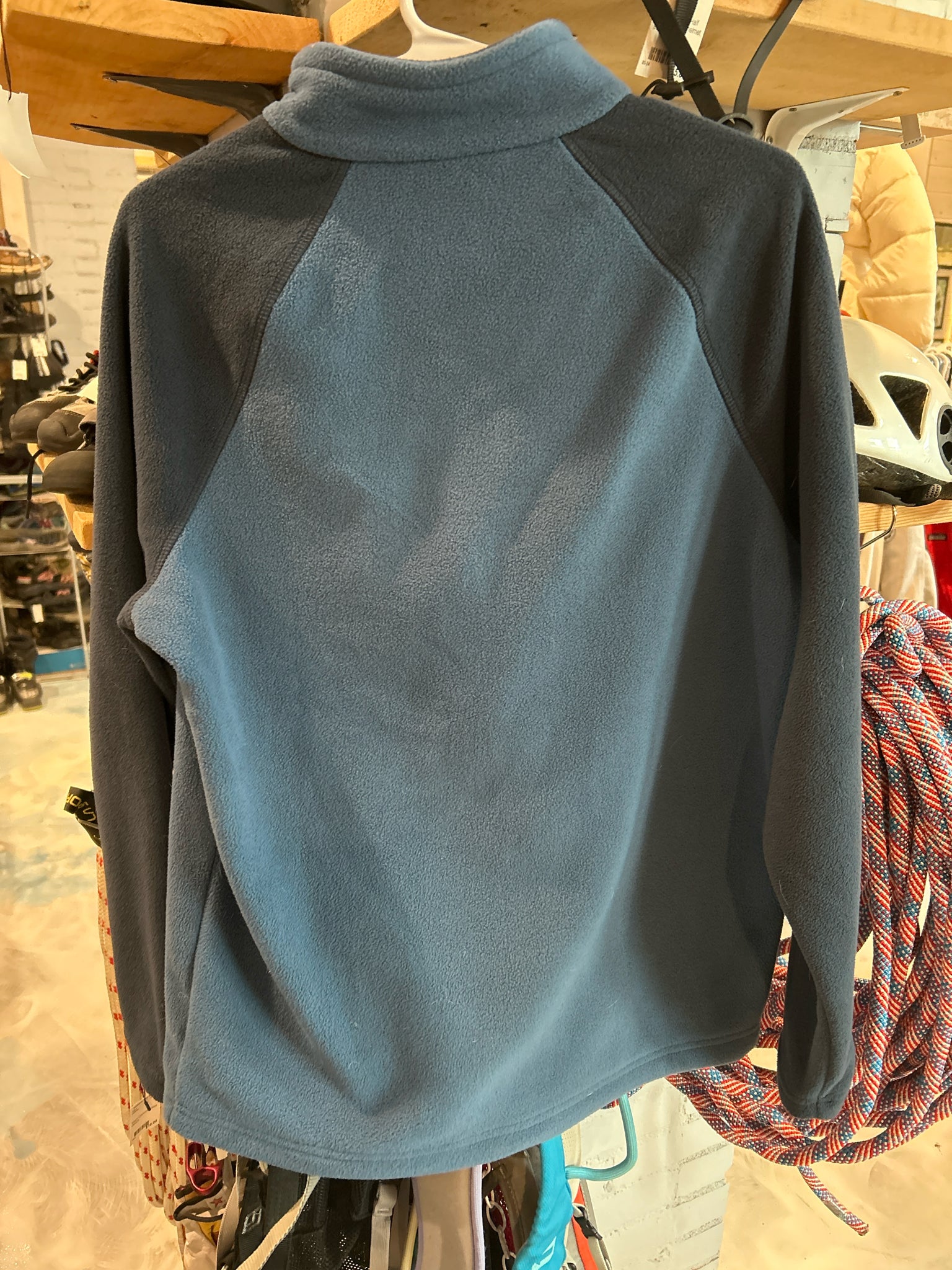 Cabelas Fleece Pullover