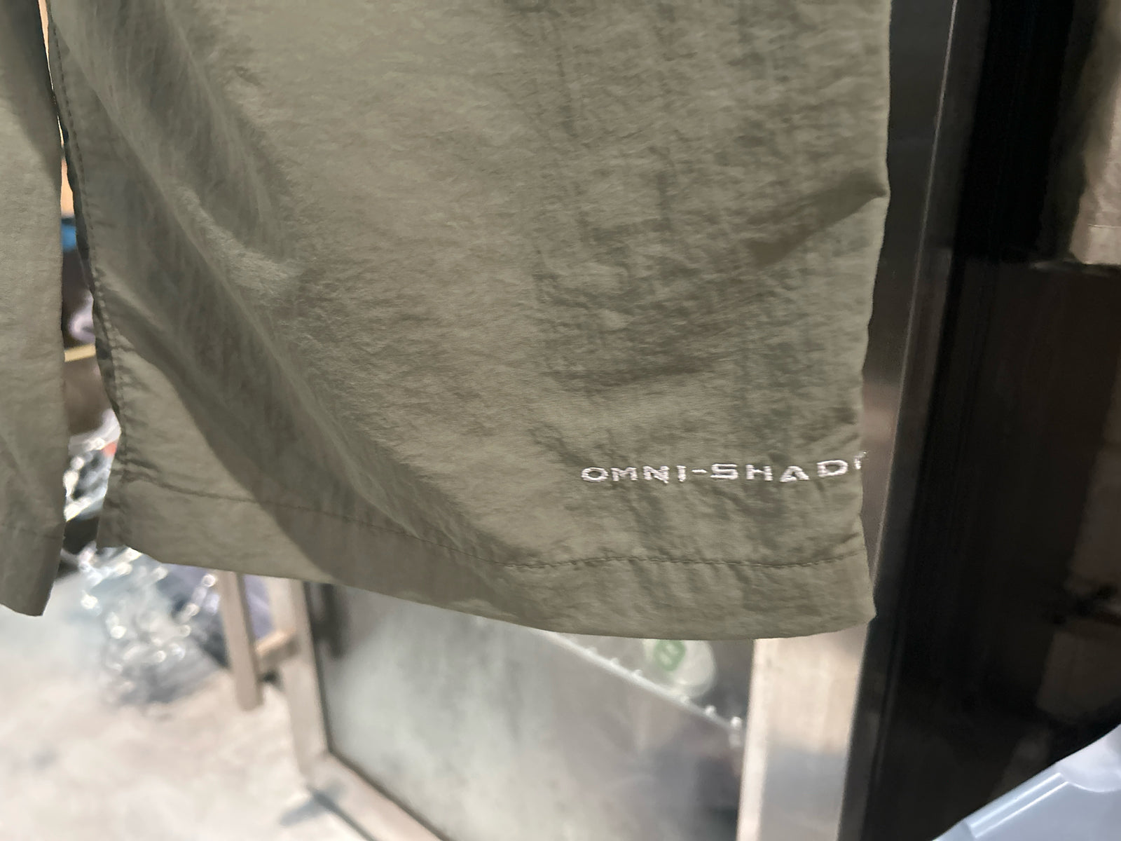Size L Columbia Omni-Shade PFG  Pants