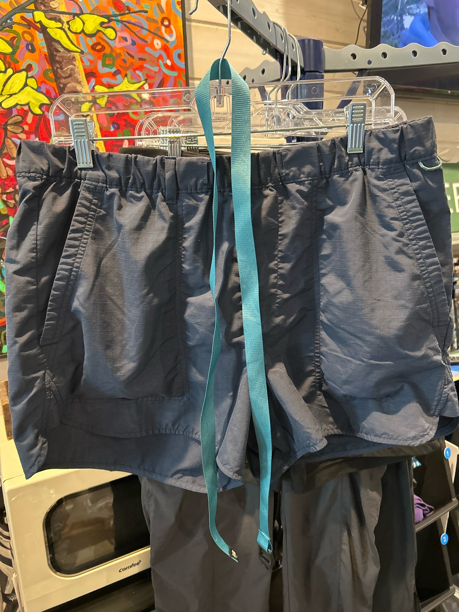 Size L REI CO-OP Shorts