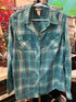 Size M Duluth Trading Co Long sleeve Button Up