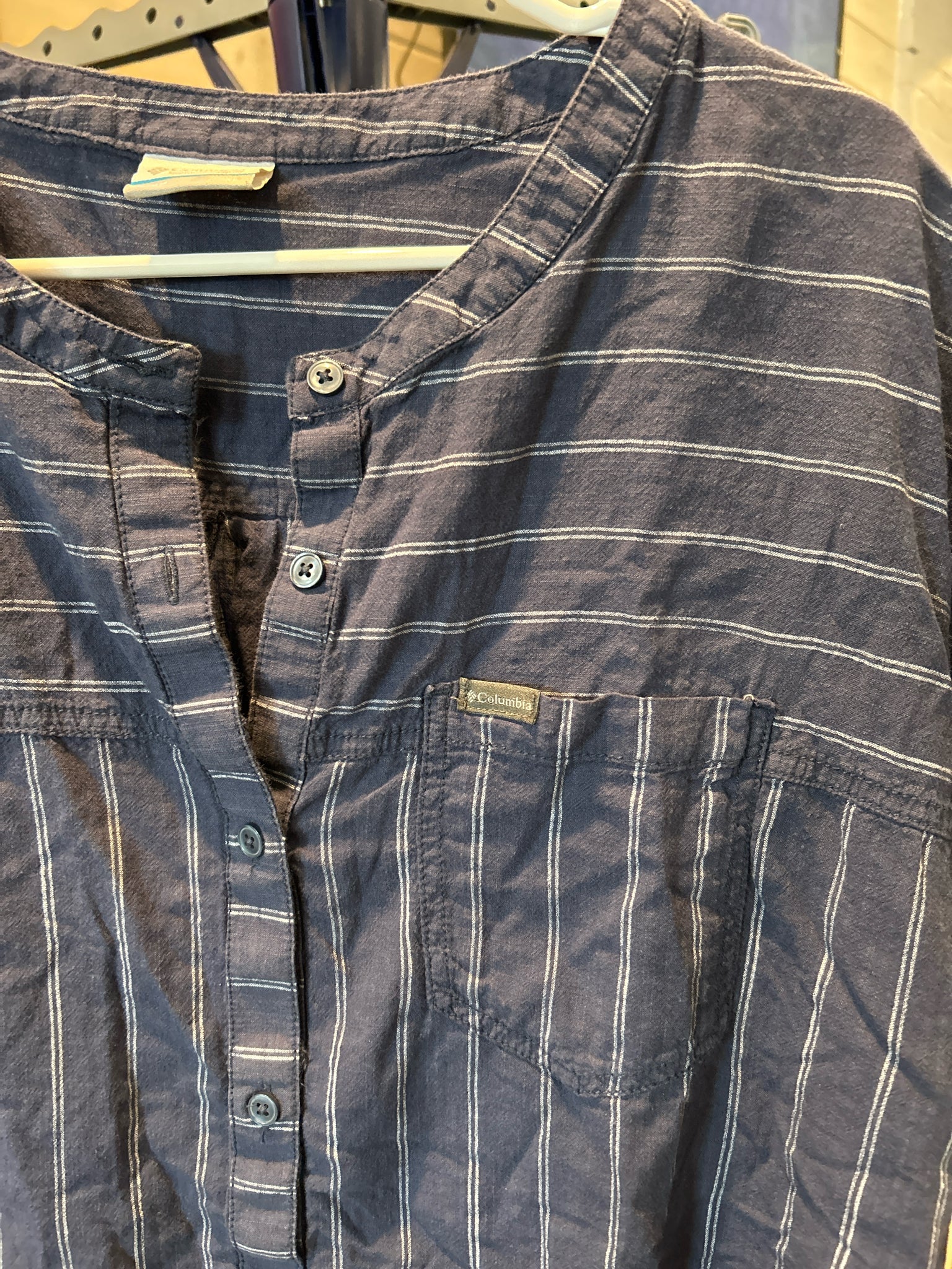 Size XL Columbia short sleeve