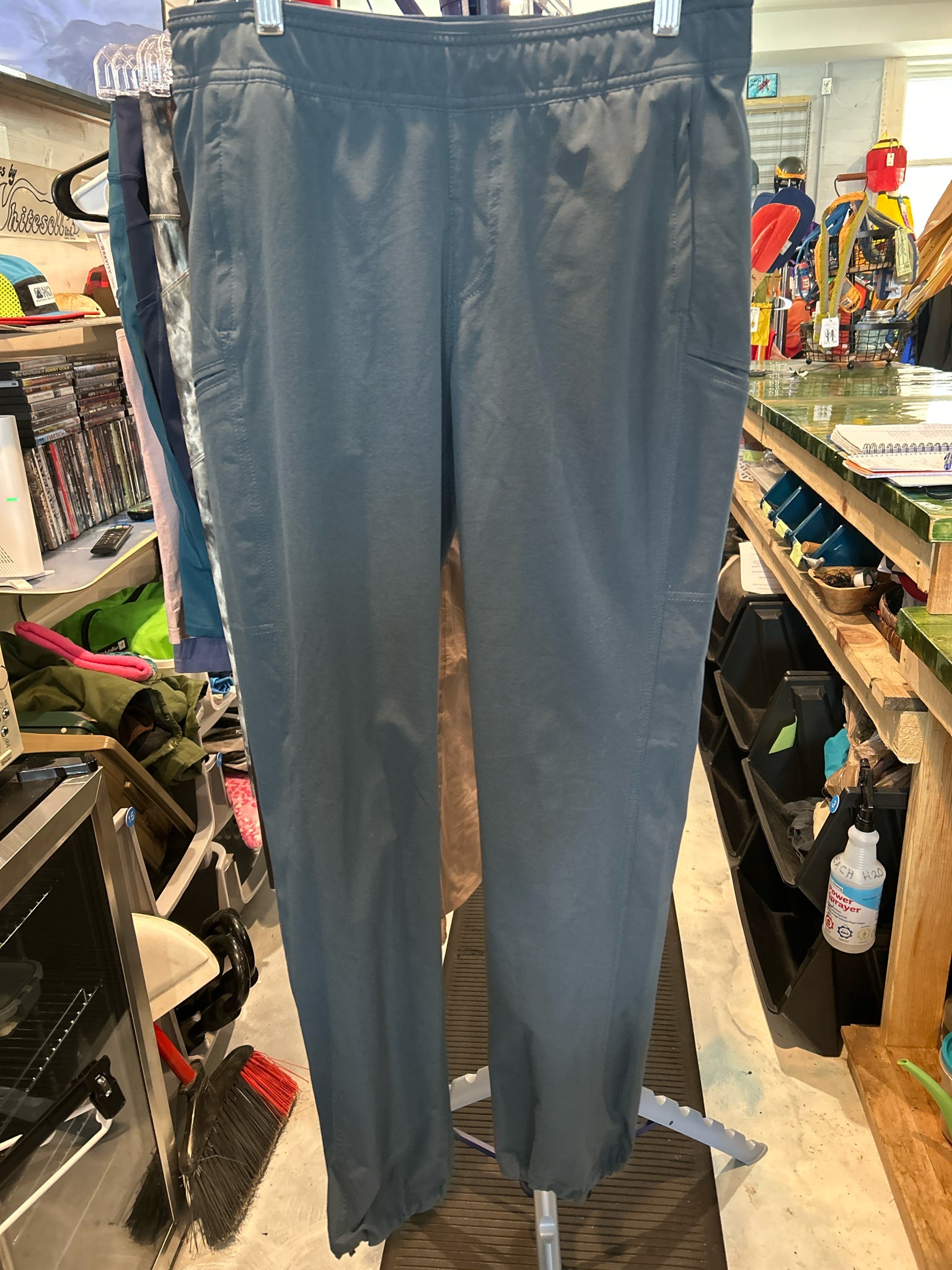 Size M Kuhl Pants