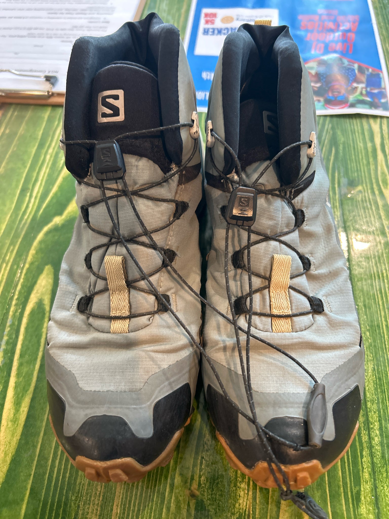 Salomon W Size 7.5 Cross Hike Mid Hiking Shoes