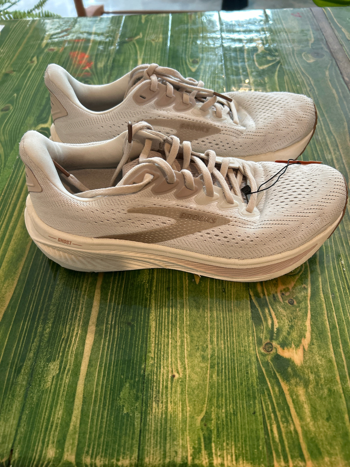 Women's Size 8.5 Brooks Ghost 17 Running Shoes