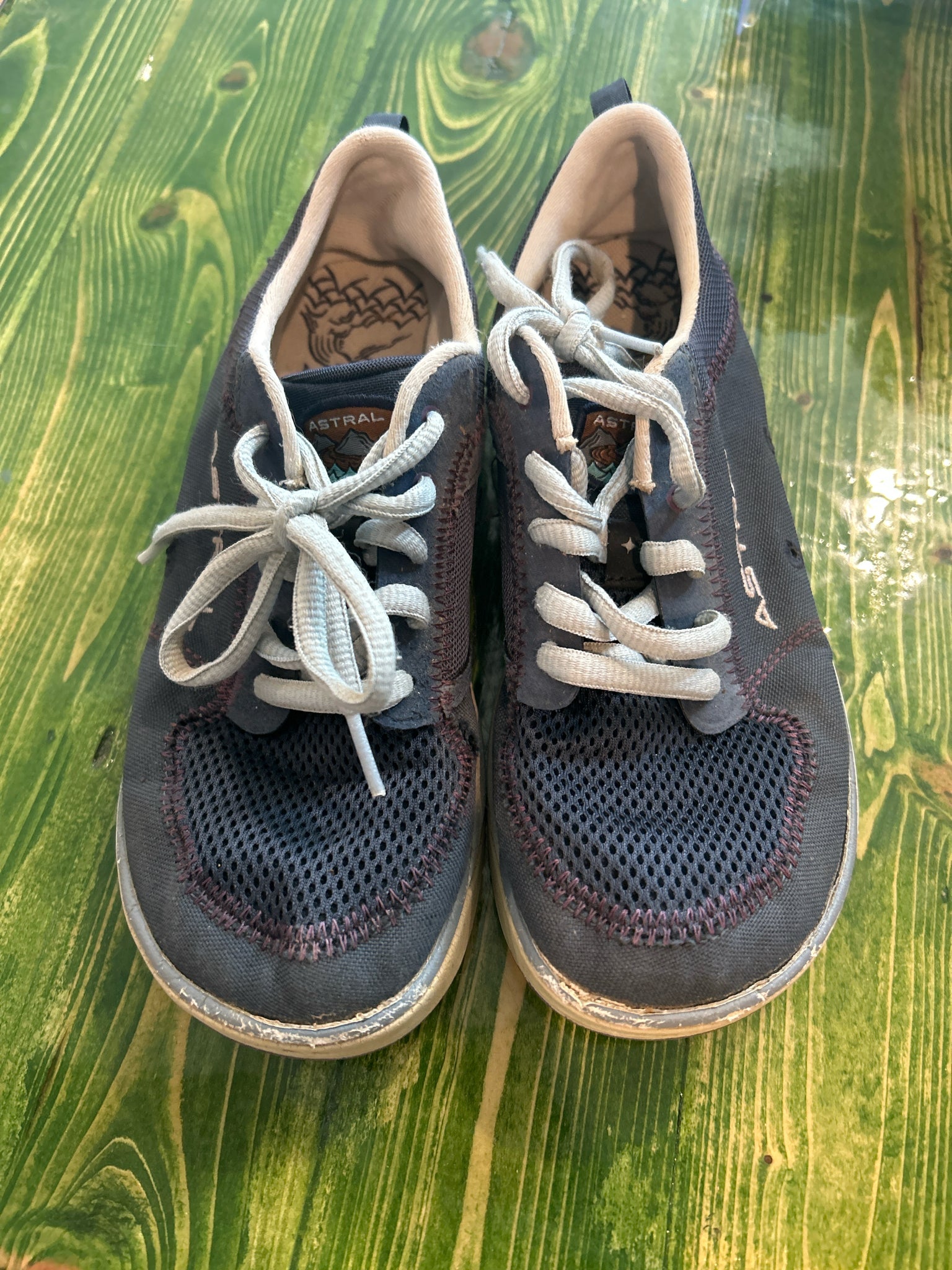 Astral Designs Brewess 2.0 Size 6.5 Navy Shoes