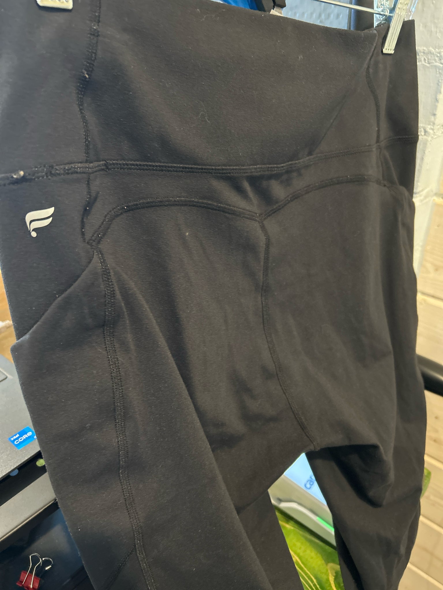 Size L Fabletics Leggings
