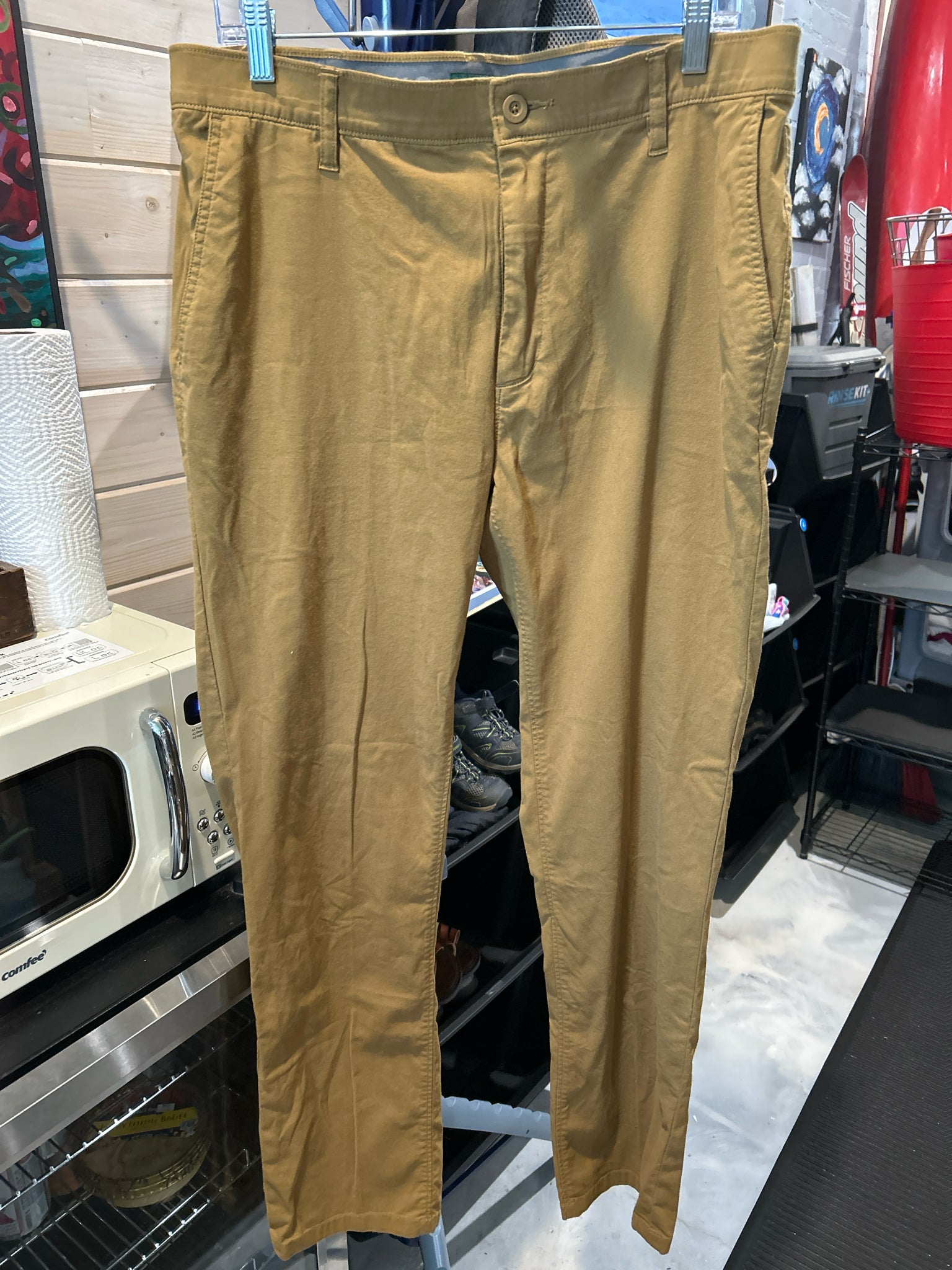 Size 36/34 Orvis Pants