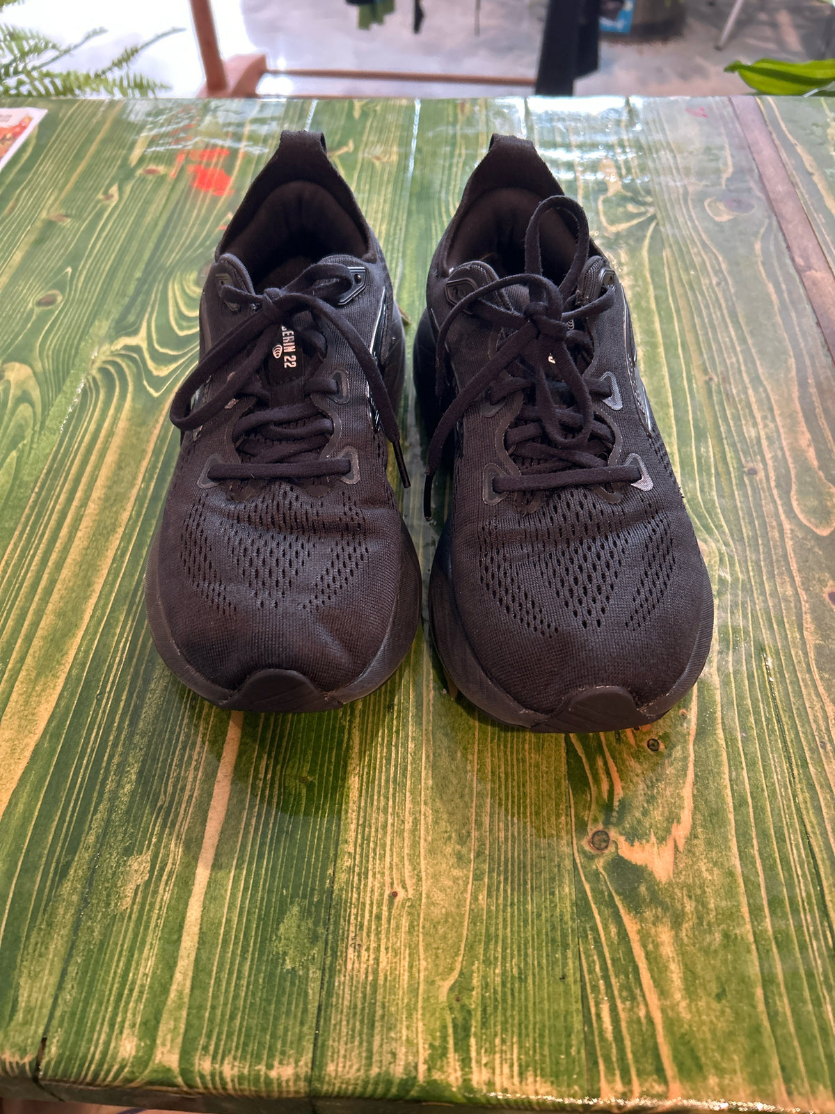 Women's Size 8.5 Brooks Glycerin 22 Running Shoes