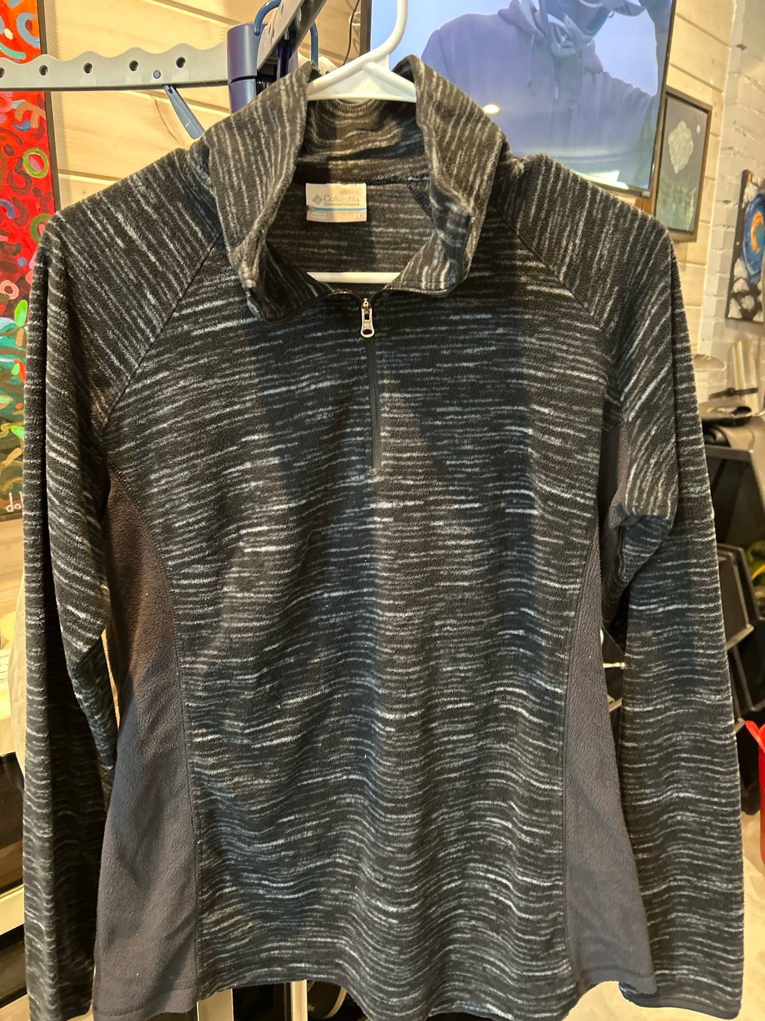 Size L Columbia Long sleeve Fleece Pullover