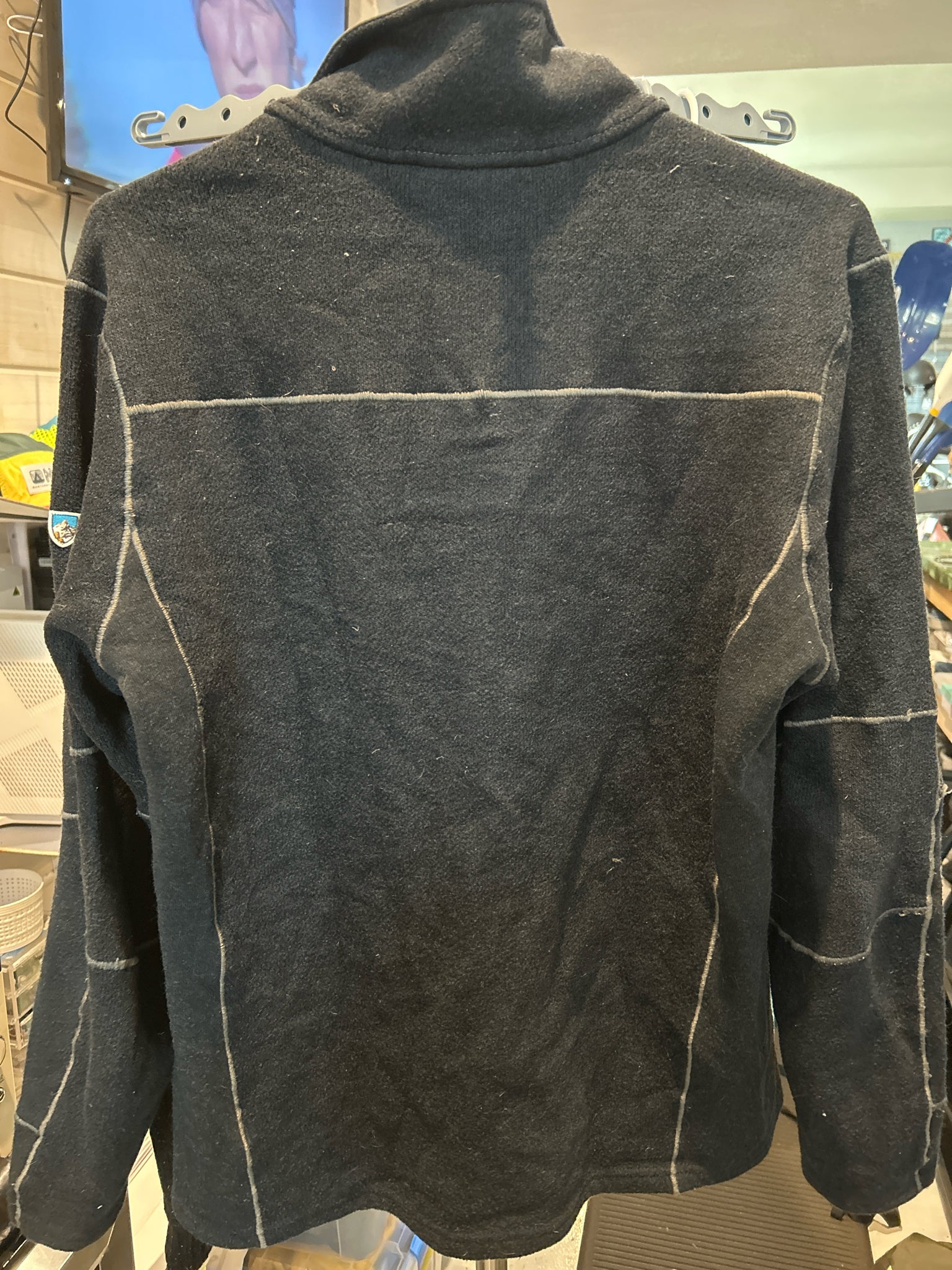 Khul Size M Shirt