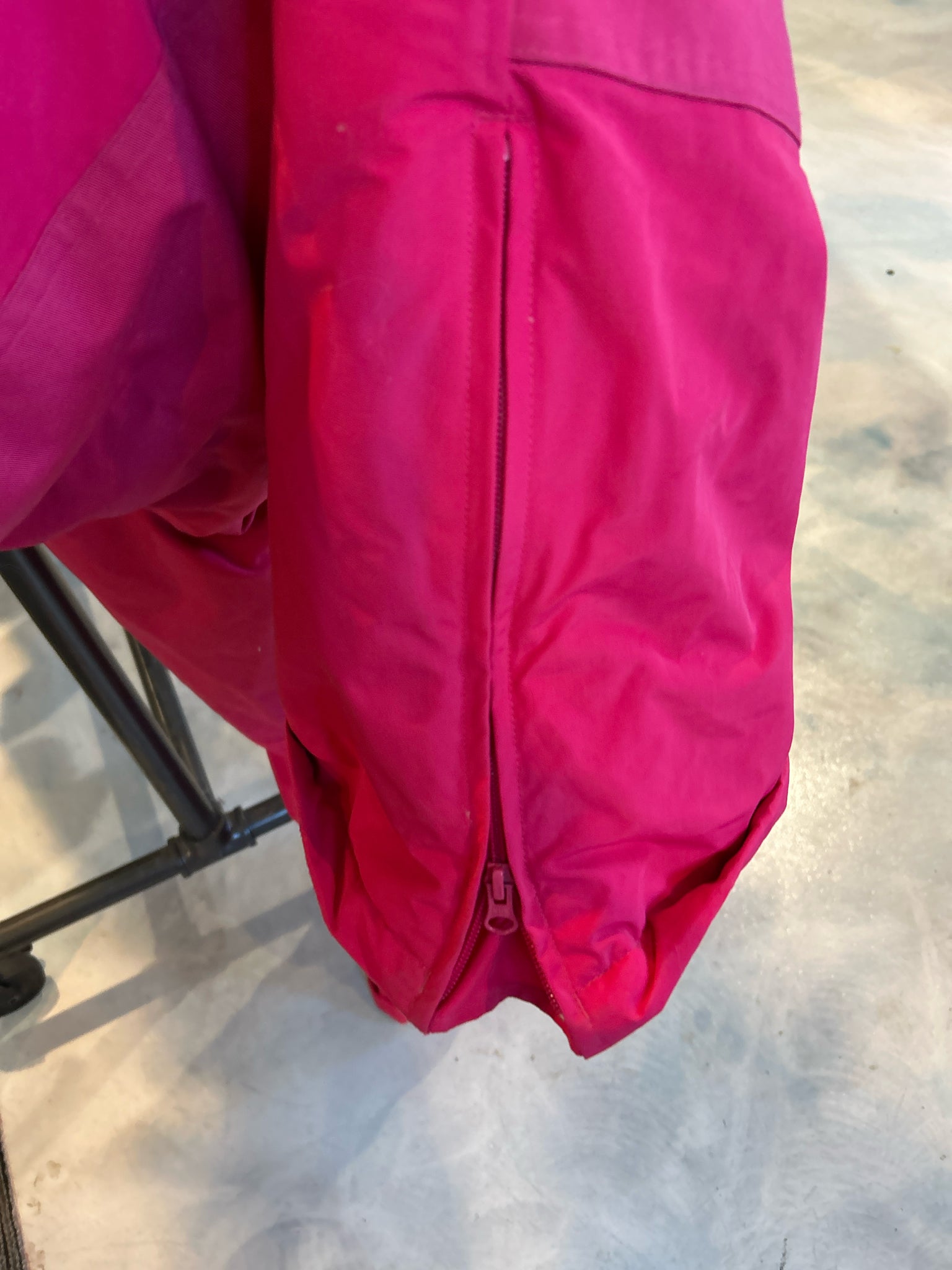 Lands End Size Medium Pink Snowbibs